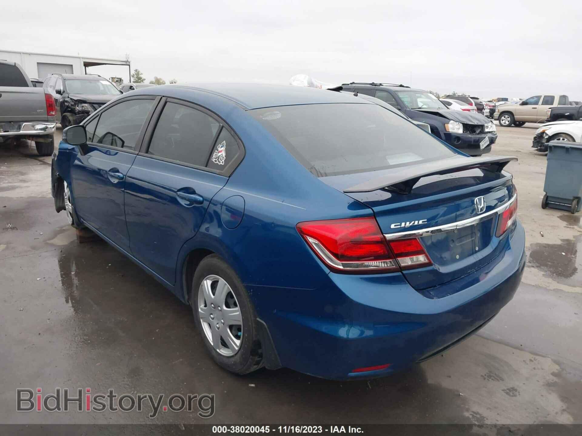 2013 HONDA CIVIC - VIN: 2HGFB2F58DH557633 - Фото 3