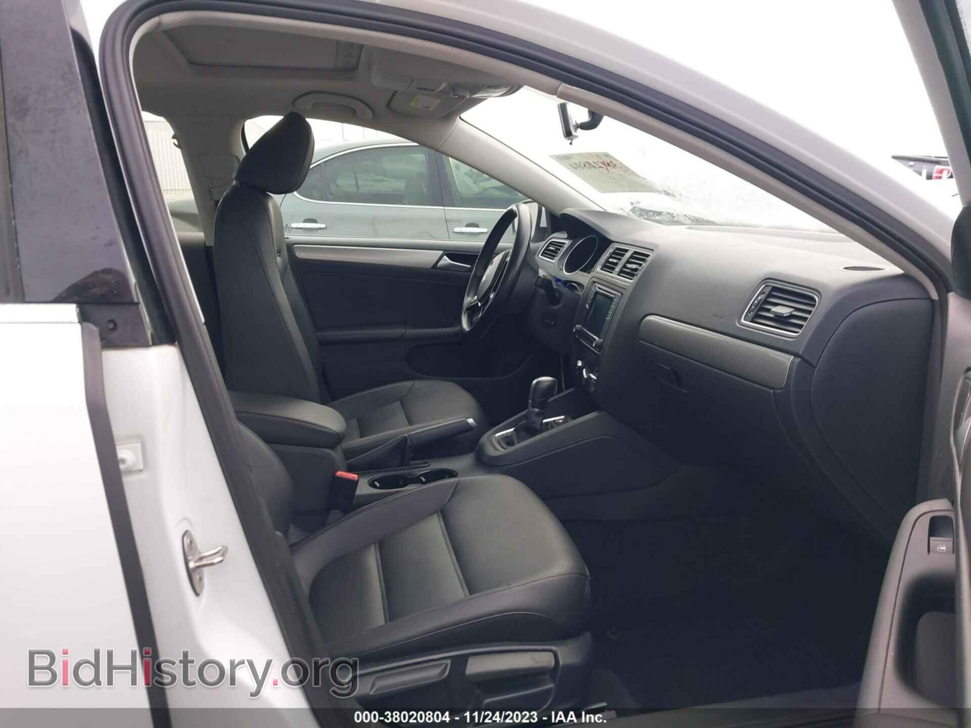 2017 VOLKSWAGEN JETTA - VIN: 3VWDB7AJ2HM288802 - Фото 5