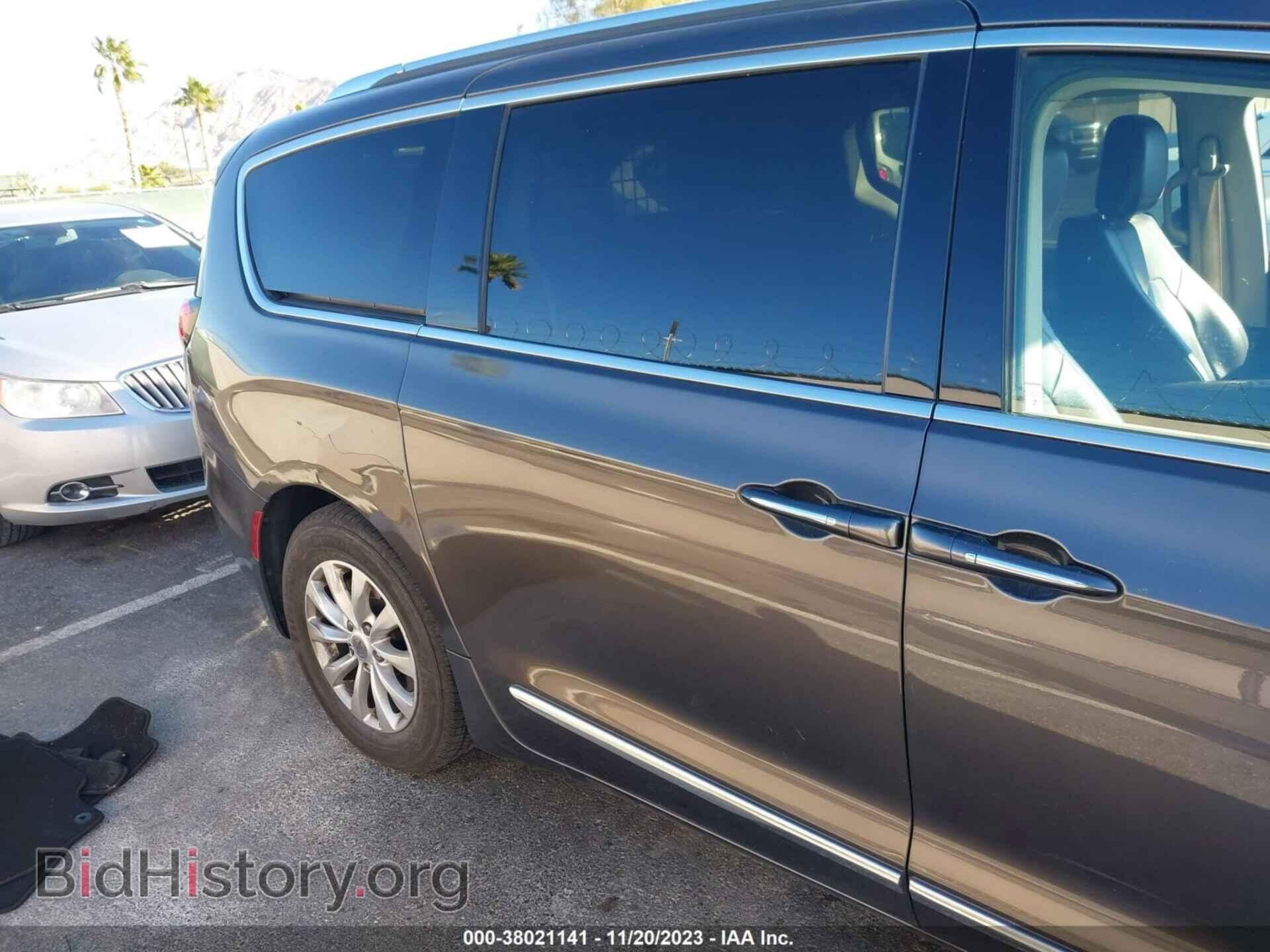 2018 CHRYSLER PACIFICA - VIN: 2C4RC1BG3JR320886 - Фото 6