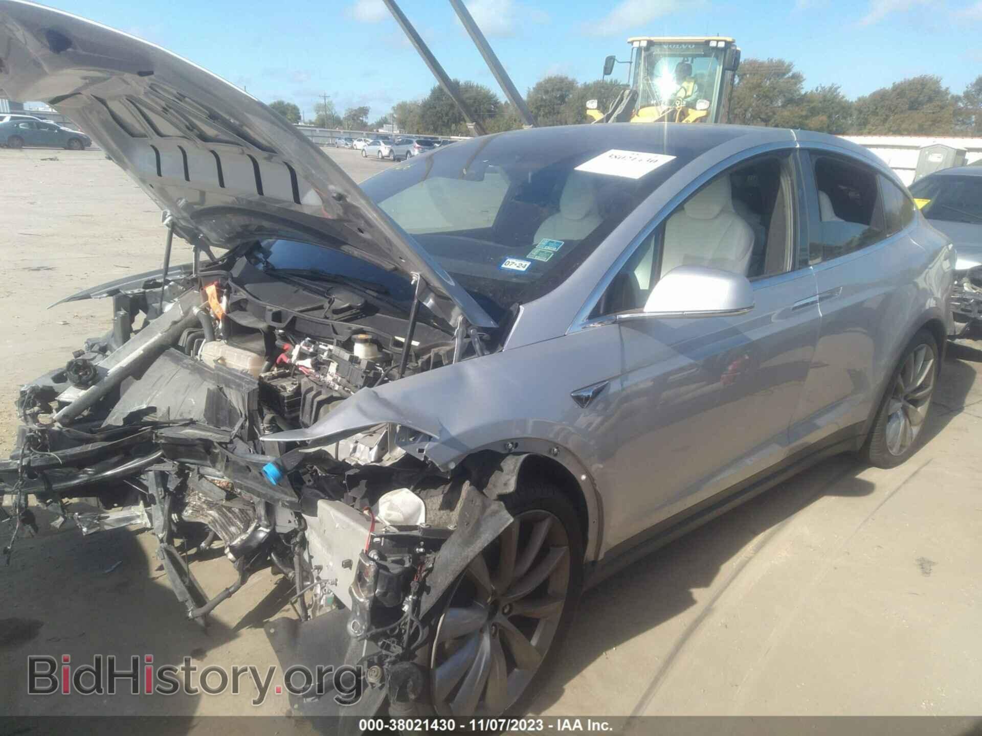 2017 TESLA MODEL X - VIN: 5YJXCDE46HF044896 - Photo 2