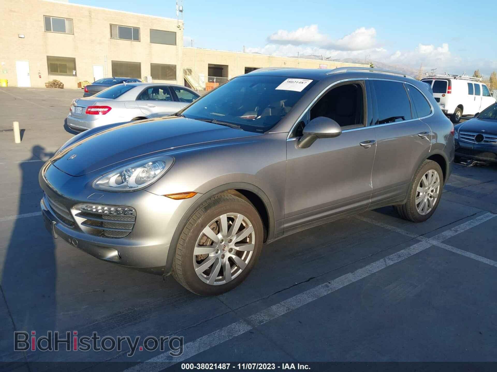 2012 PORSCHE CAYENNE - VIN: WP1AA2A24CLA11355 - Фото 2