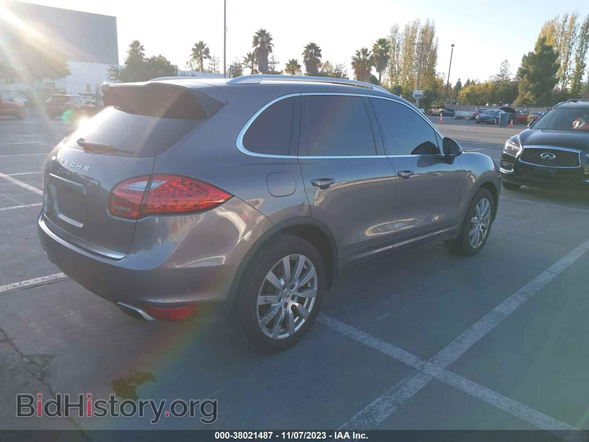 2012 PORSCHE CAYENNE - VIN: WP1AA2A24CLA11355 - Фото 4