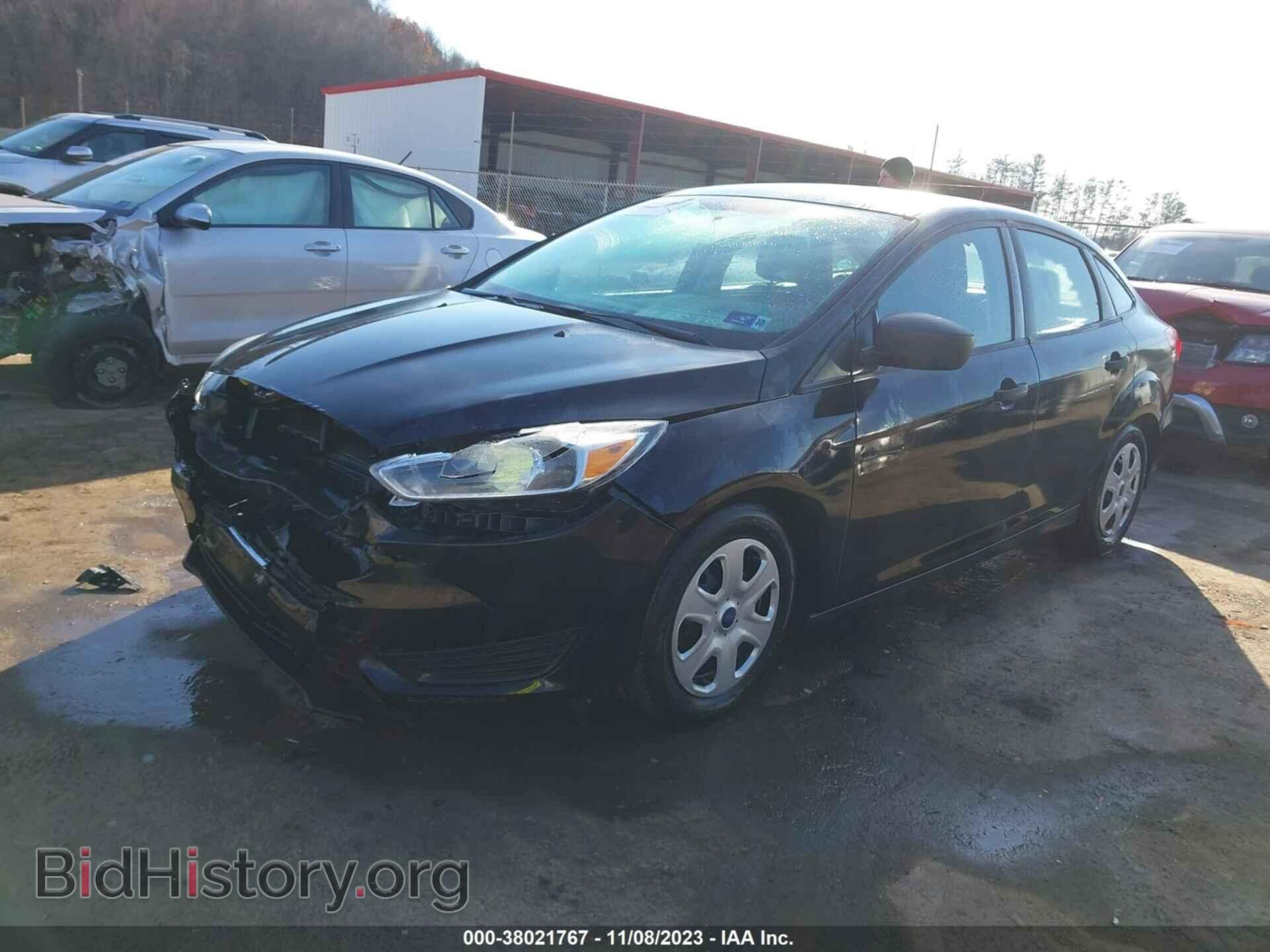 2016 FORD FOCUS - VIN: 1FADP3E21GL304803 - Фото 2