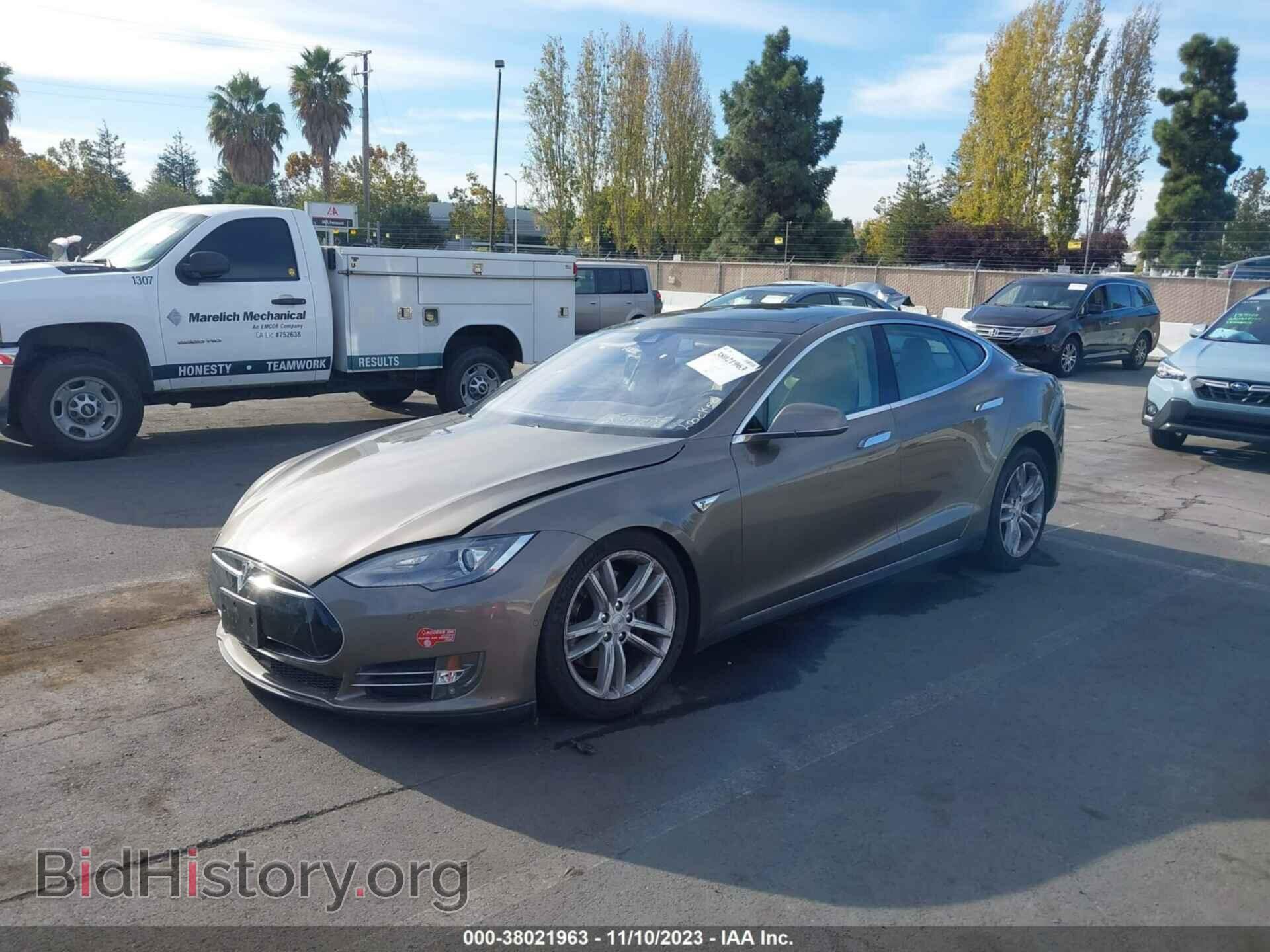 2015 TESLA MODEL S - VIN: 5YJSA1E20FF106948 - Photo 2