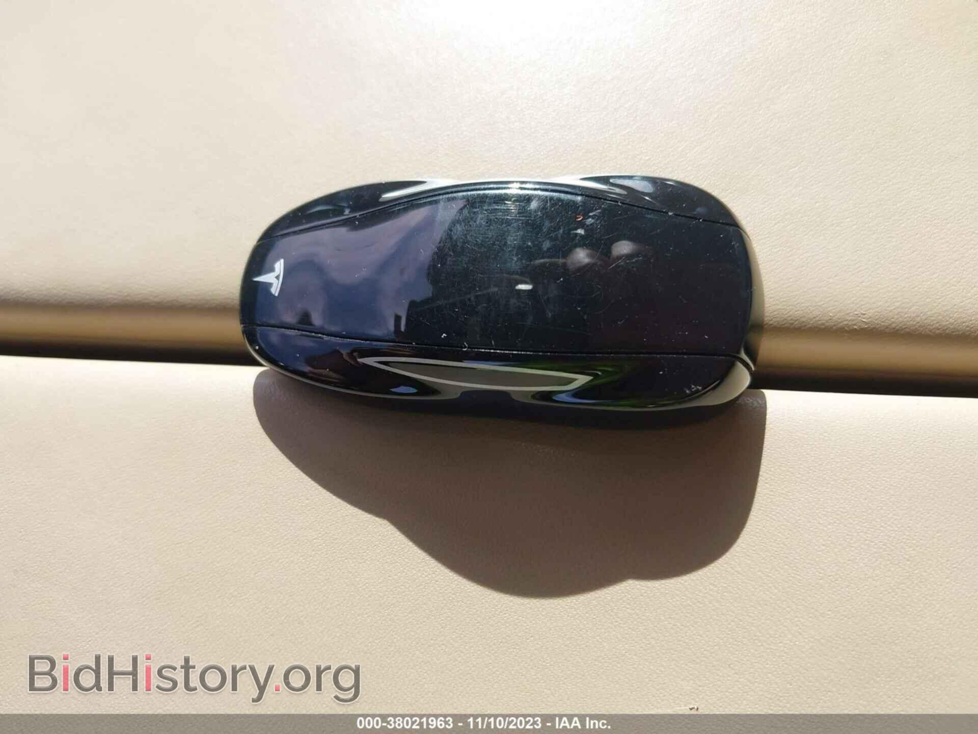 2015 TESLA MODEL S - VIN: 5YJSA1E20FF106948 - Photo 11