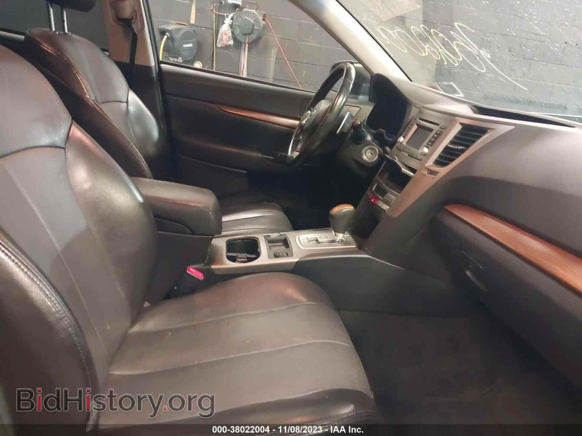 2014 SUBARU OUTBACK - VIN: 4S4BRBLCXE3323151 - Фото 5