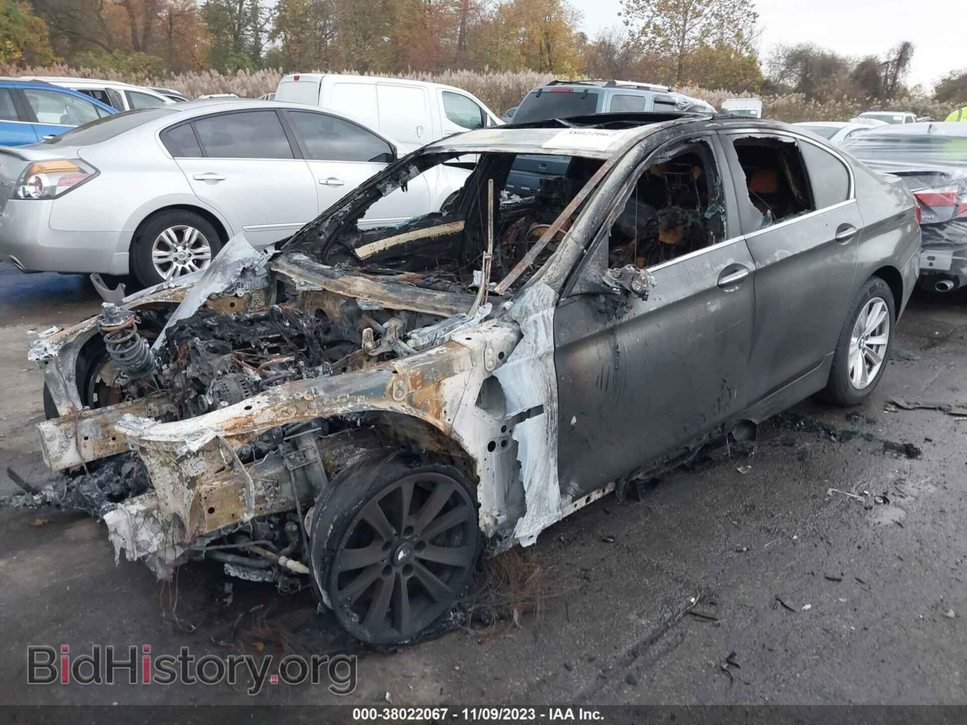 2014 BMW 528I - VIN: WBA5A7C54ED618485 - Фото 2