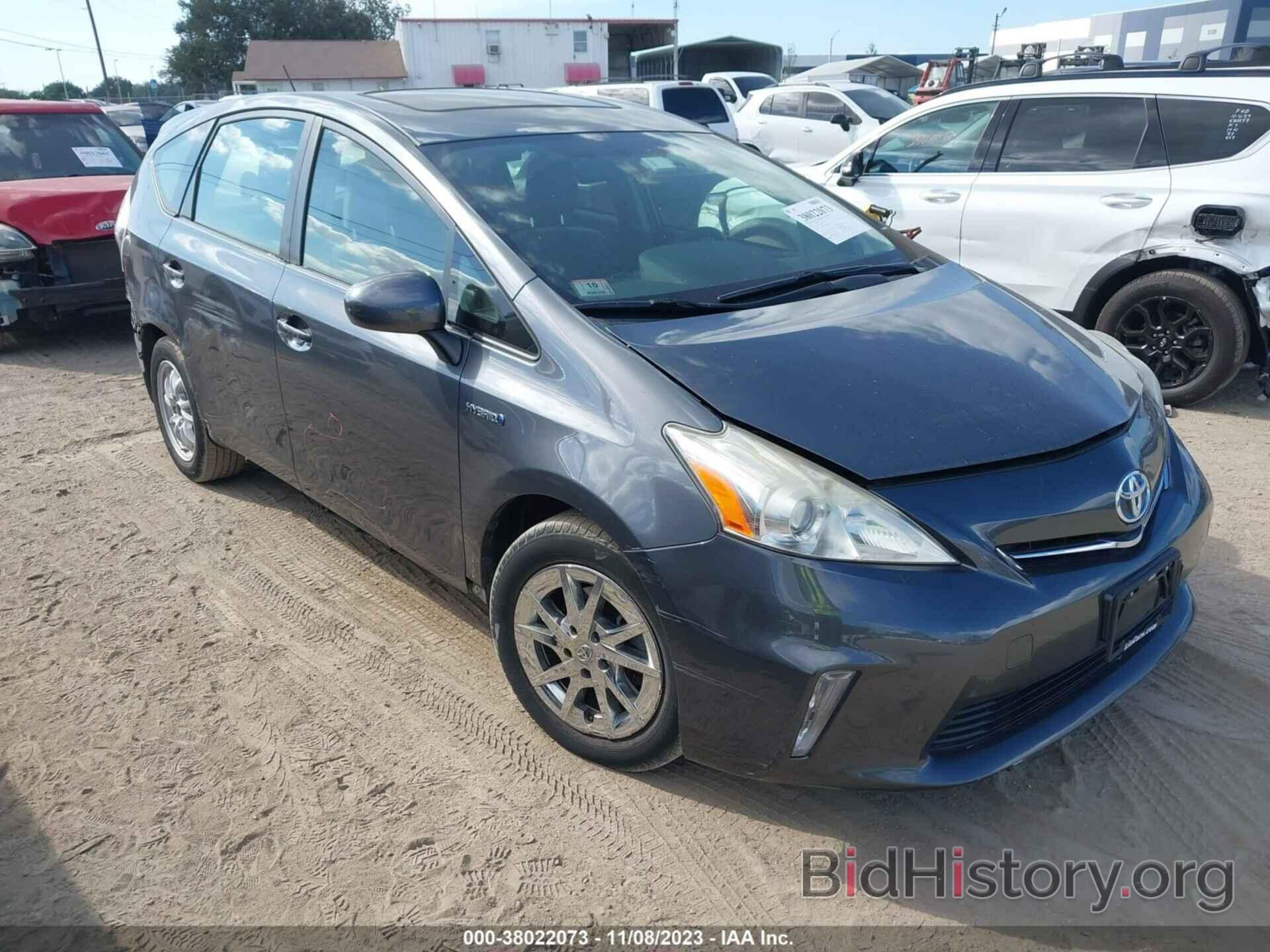 Фотография JTDZN3EU1D3268646 - TOYOTA PRIUS V 2013