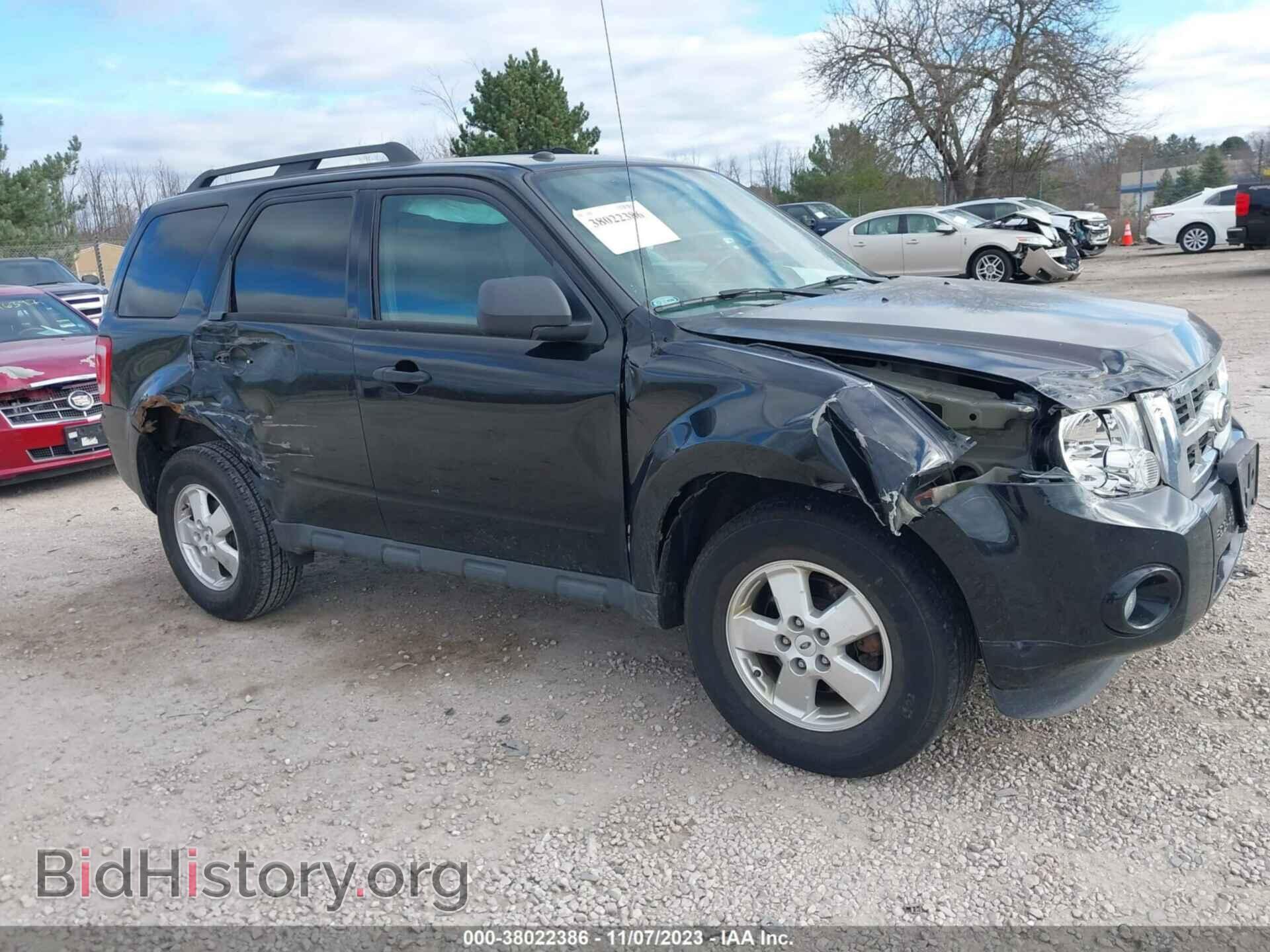 Фотография 1FMCU0D73CKA99796 - FORD ESCAPE 2012