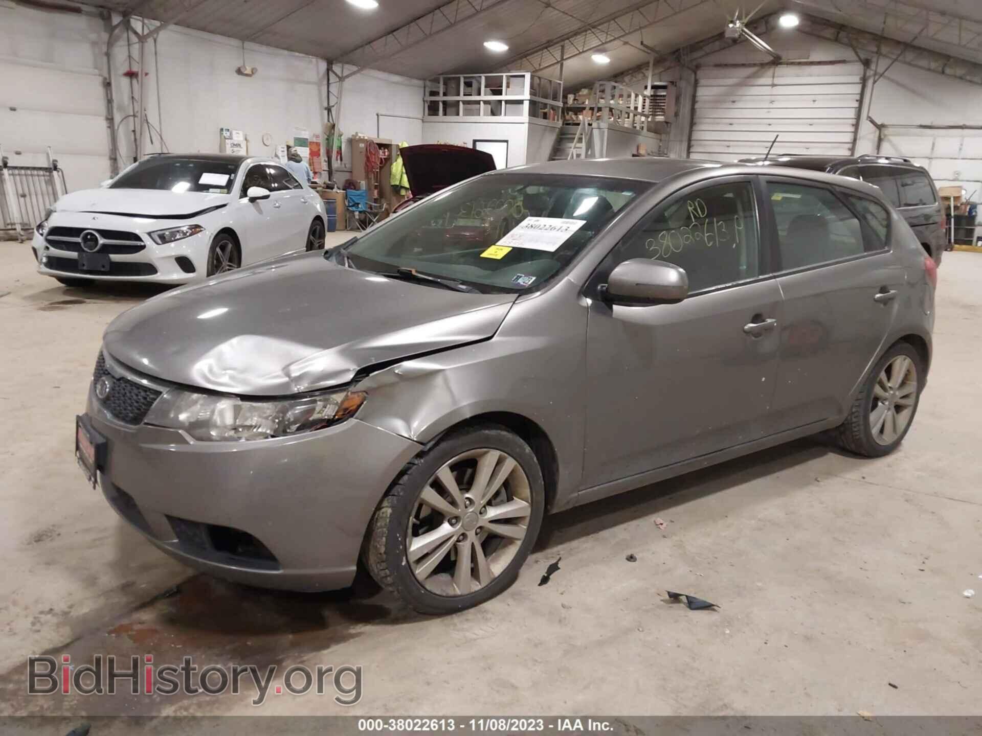 2011 KIA FORTE - VIN: KNAFW5A32B5387037 - Фото 2