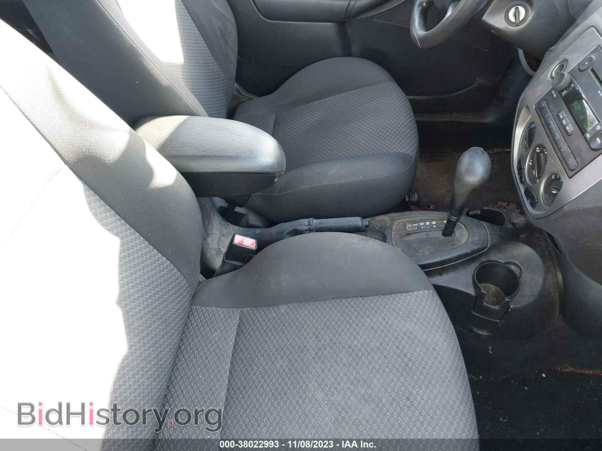 2006 FORD FOCUS - VIN: 1FAFP31N46W154739 - Фото 5