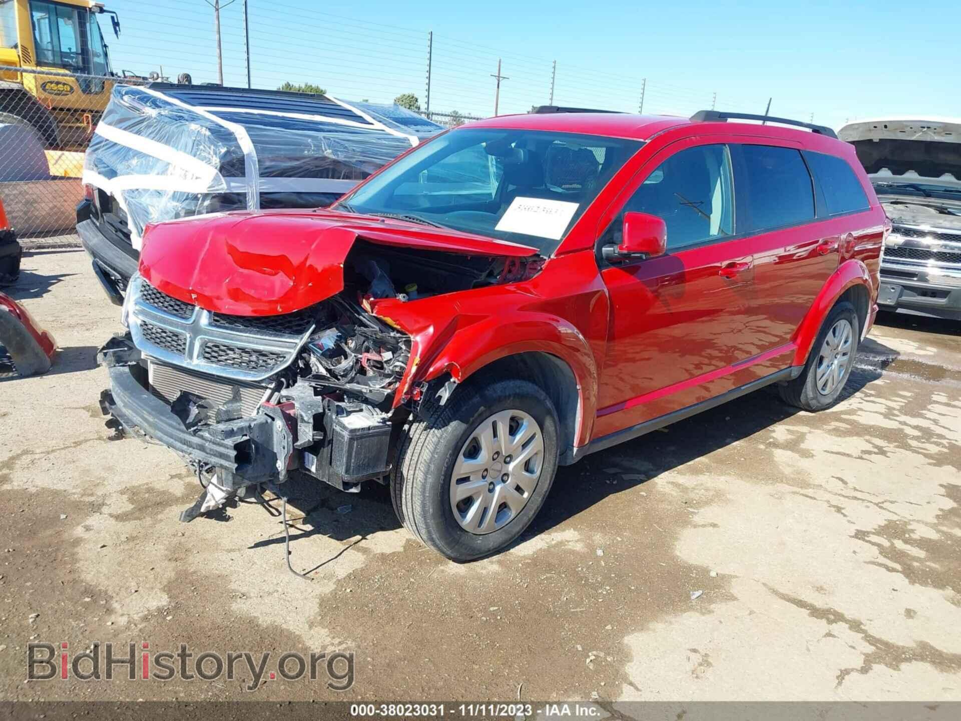 2019 DODGE JOURNEY - VIN: 3C4PDCBB2KT816233 - Фото 2