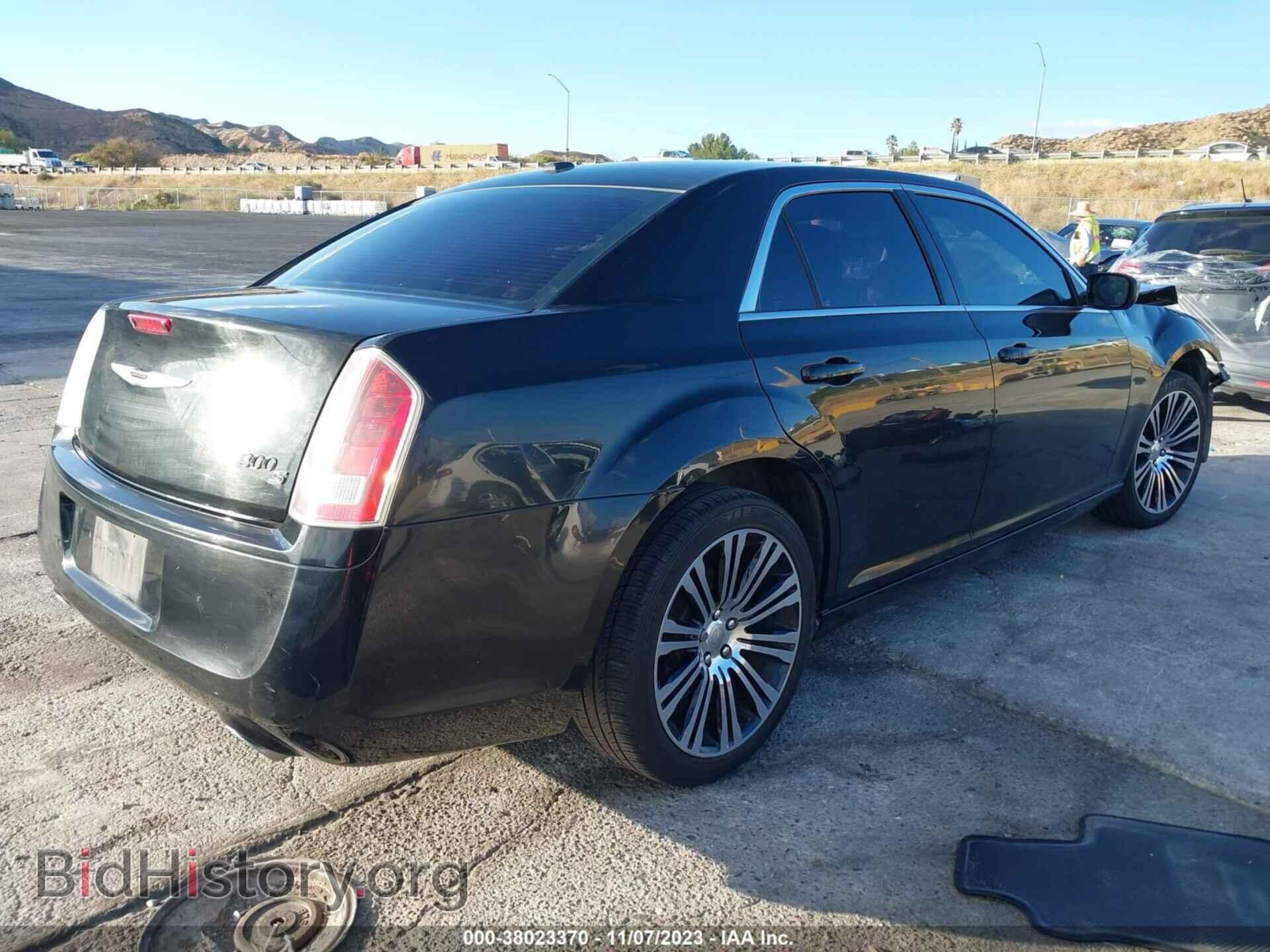2014 CHRYSLER 300 - VIN: 2C3CCABG3EH138496 - Photo 4