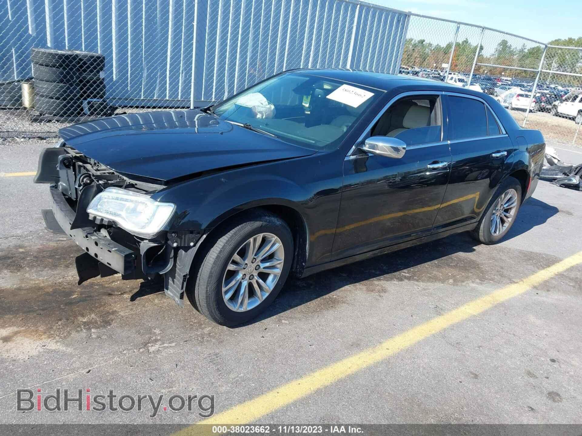 2016 CHRYSLER 300 - VIN: 2C3CCAEG9GH357882 - Фото 2