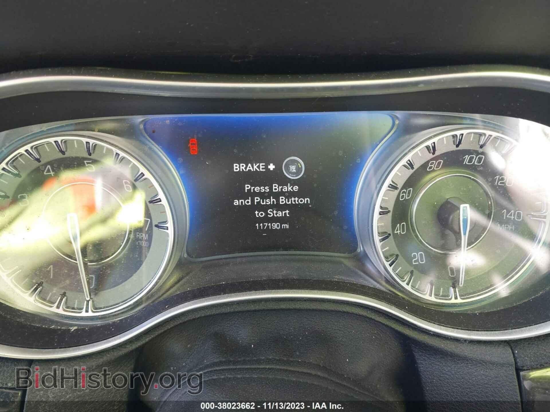 2016 CHRYSLER 300 - VIN: 2C3CCAEG9GH357882 - Фото 7
