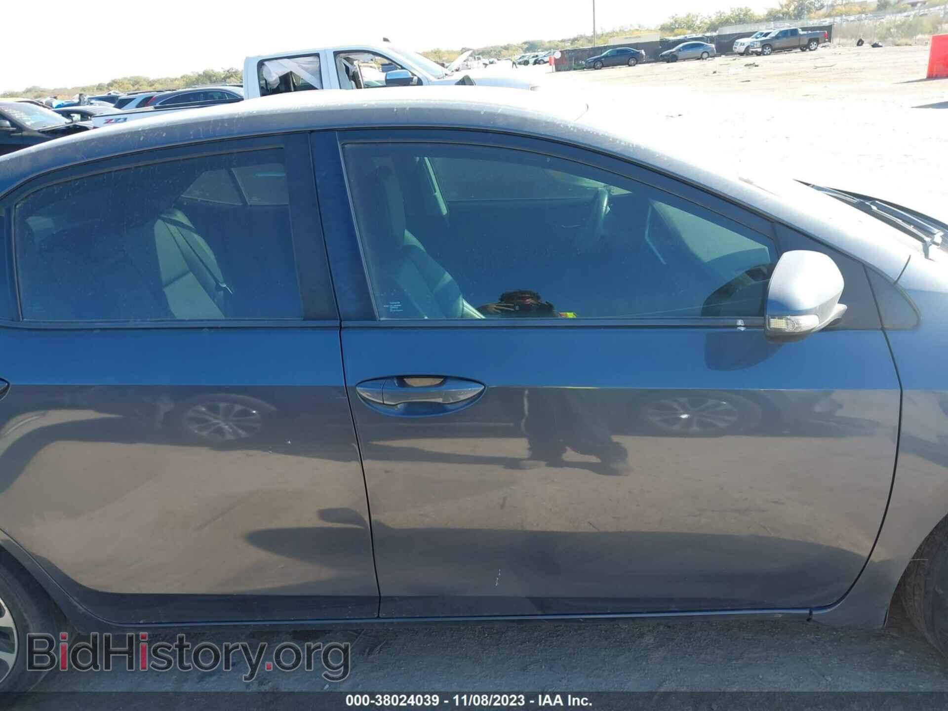 2017 TOYOTA COROLLA - VIN: 5YFBURHE5HP726018 - Фото 13