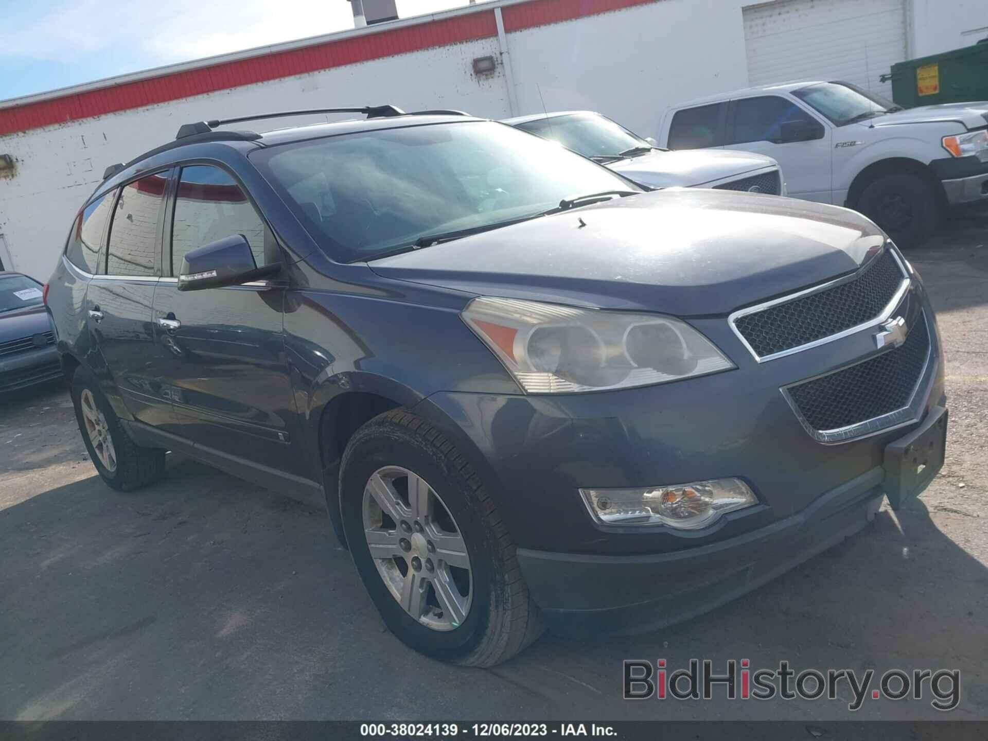 Photo 1GNLVFED0AS138681 - CHEVROLET TRAVERSE 2010