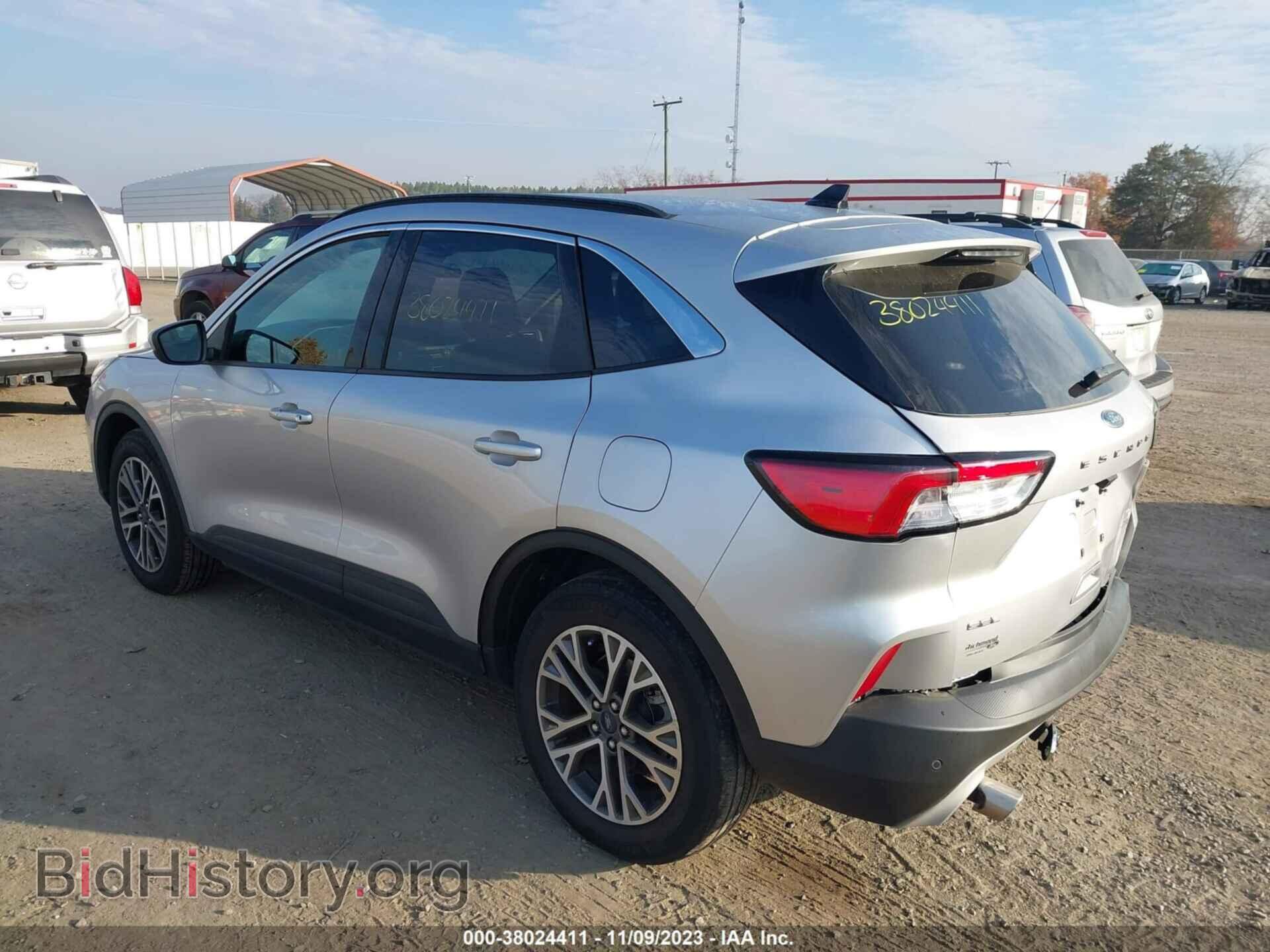 2020 FORD ESCAPE - VIN: 1FMCU9H91LUA39732 - Фото 3