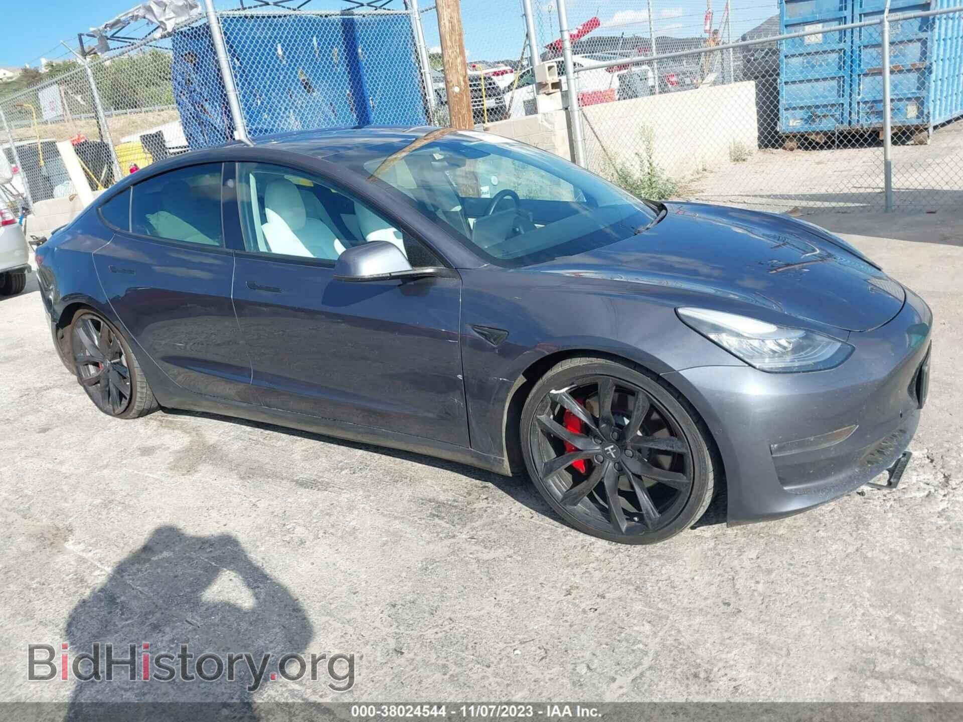 Фотография 5YJ3E1EB7KF393370 - TESLA MODEL 3 2019
