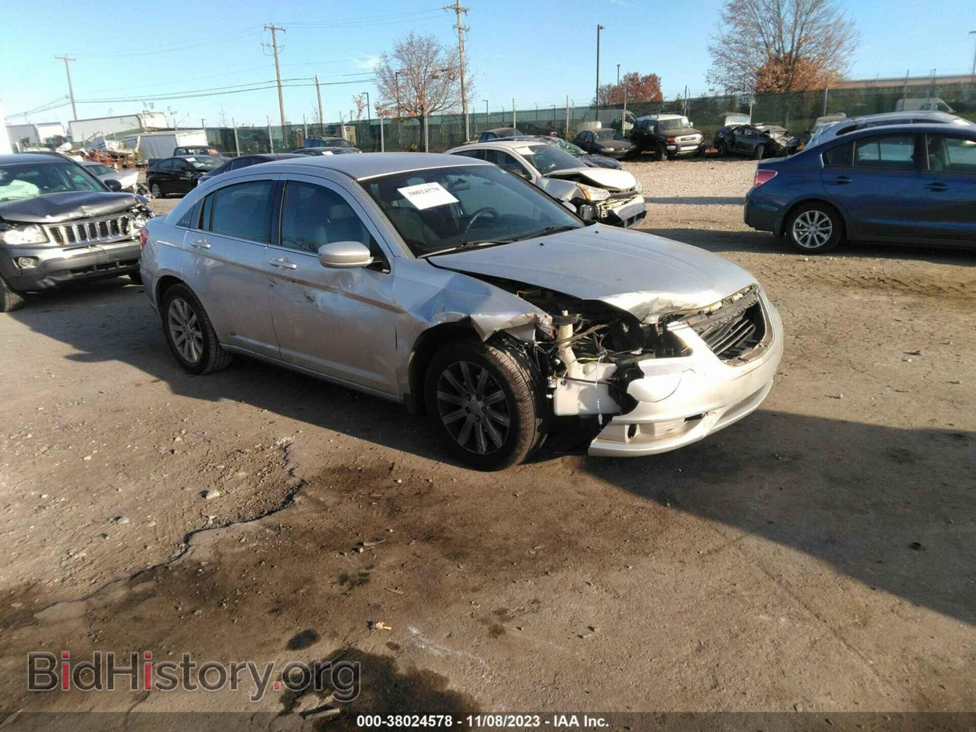 Фотография 1C3CCBBB1CN173763 - CHRYSLER 200 2012