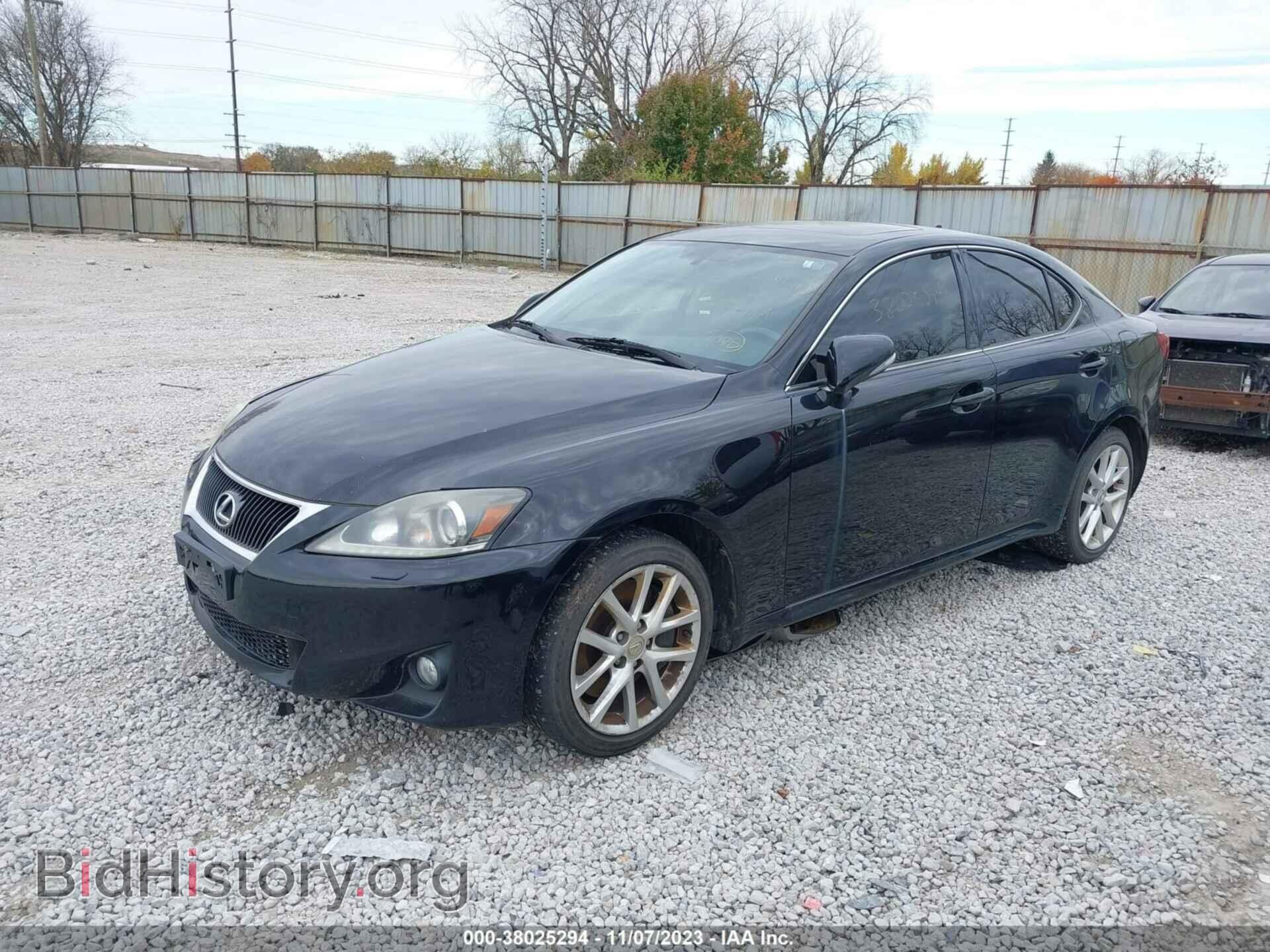 2011 LEXUS IS 350 - VIN: JTHCE5C28B5000406 - Photo 2