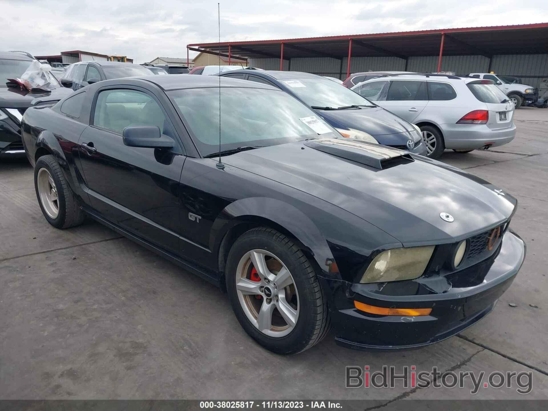 Photo 1ZVFT82H275345852 - FORD MUSTANG 2007