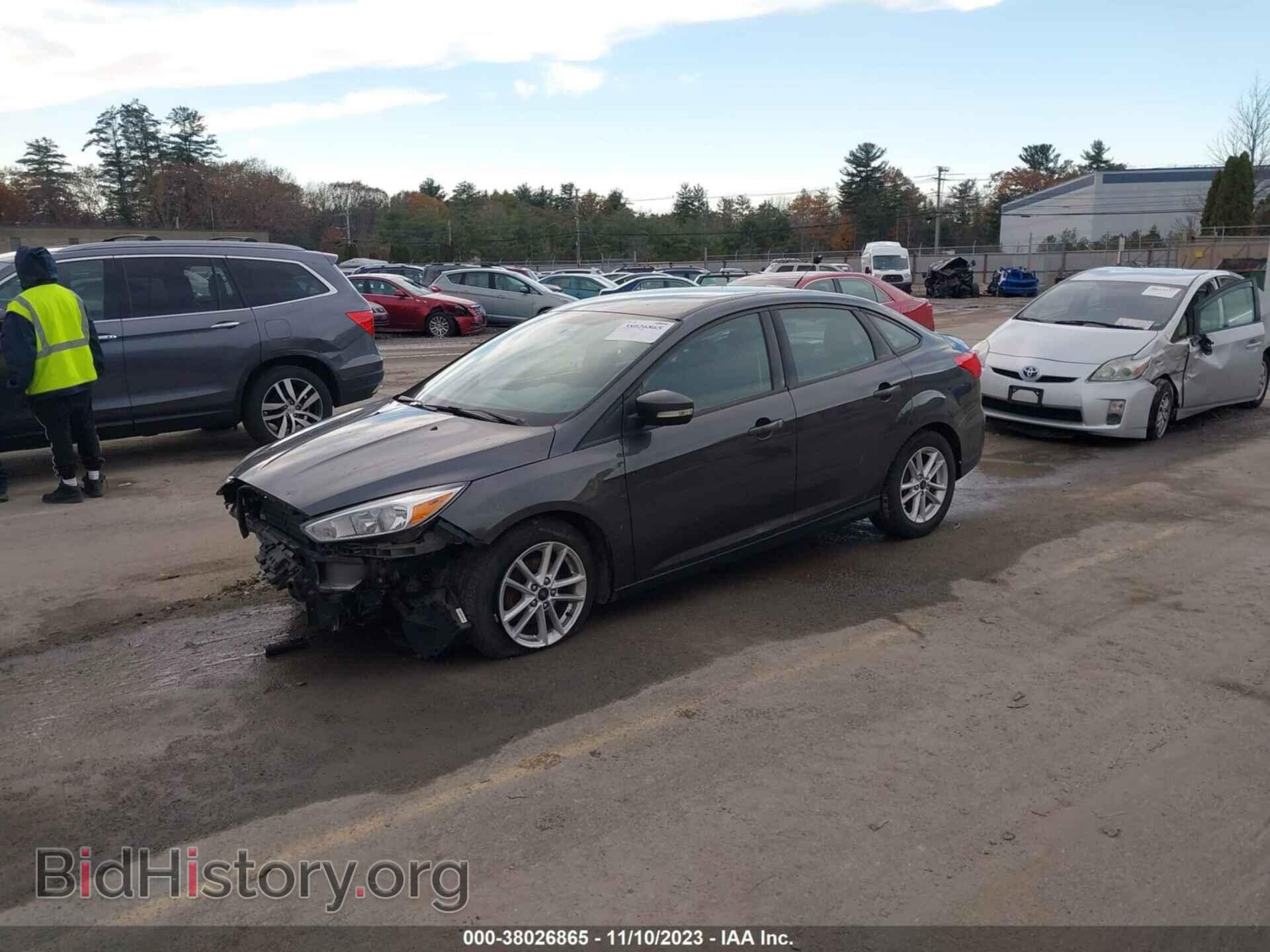 2016 FORD FOCUS - VIN: 1FADP3F26GL317853 - Фото 2