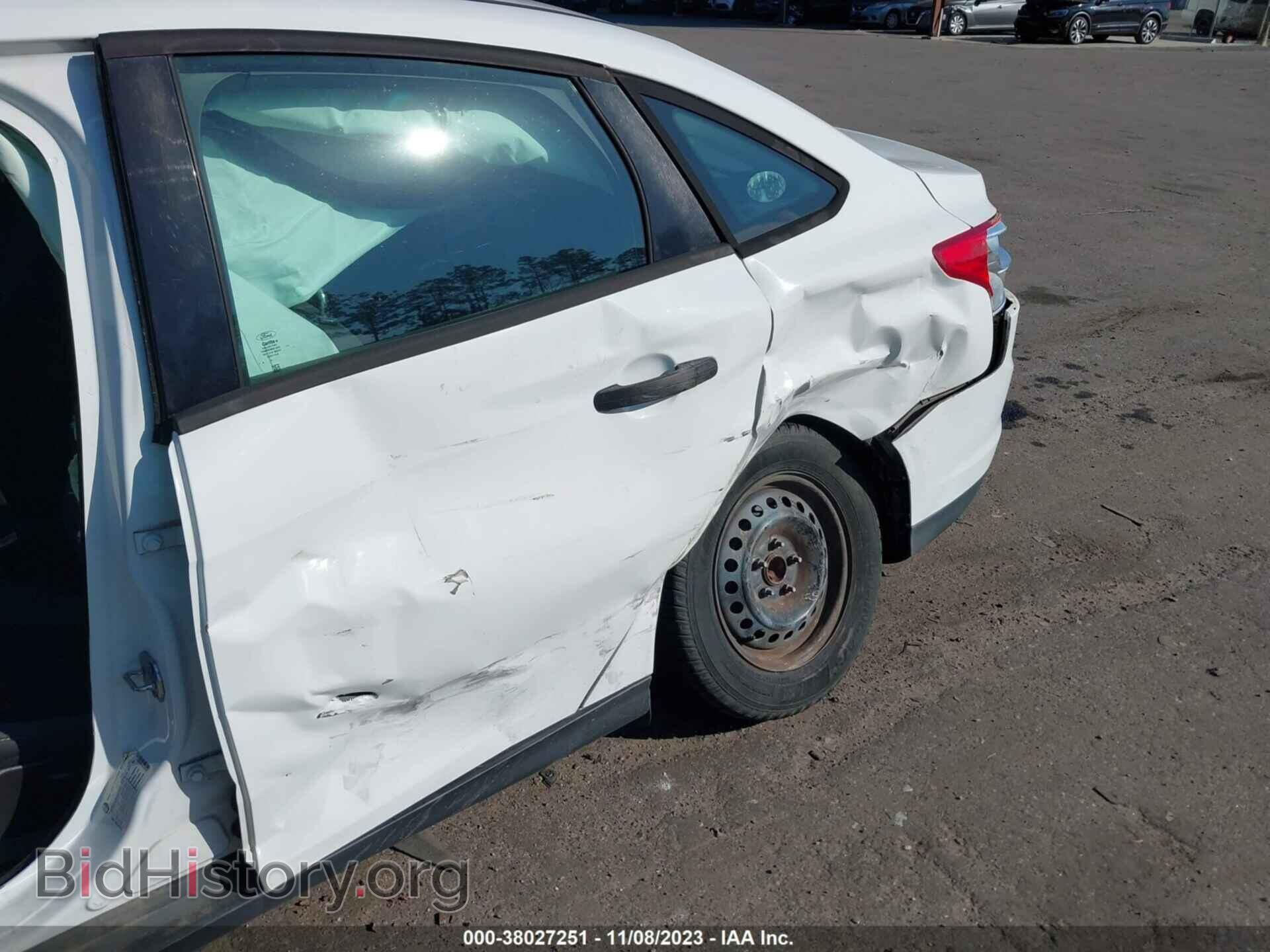 2012 FORD FOCUS - VIN: 1FAHP3E27CL263282 - Photo 6