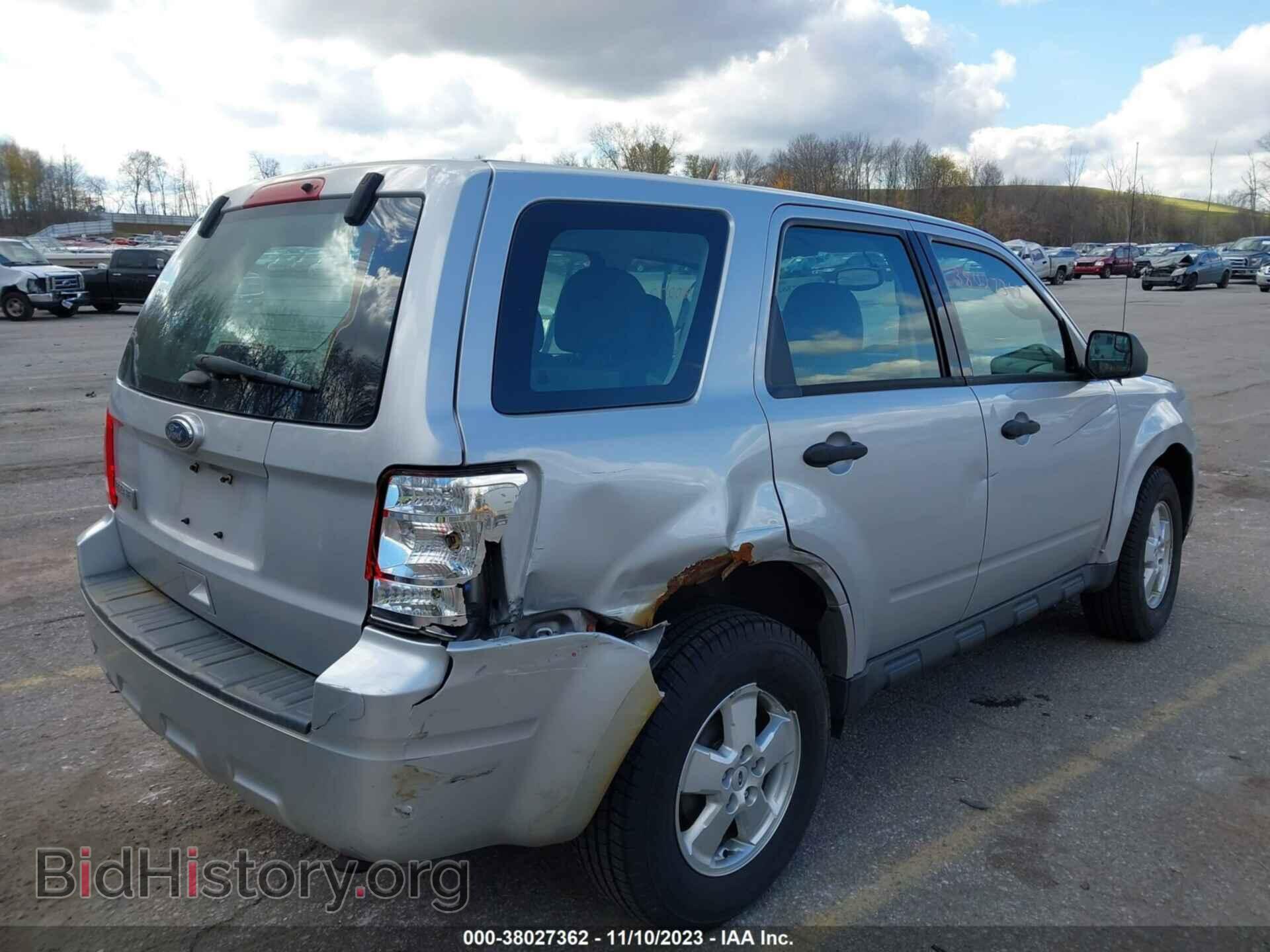 2011 FORD ESCAPE - VIN: 1FMCU9C7XBKC17315 - Фото 4