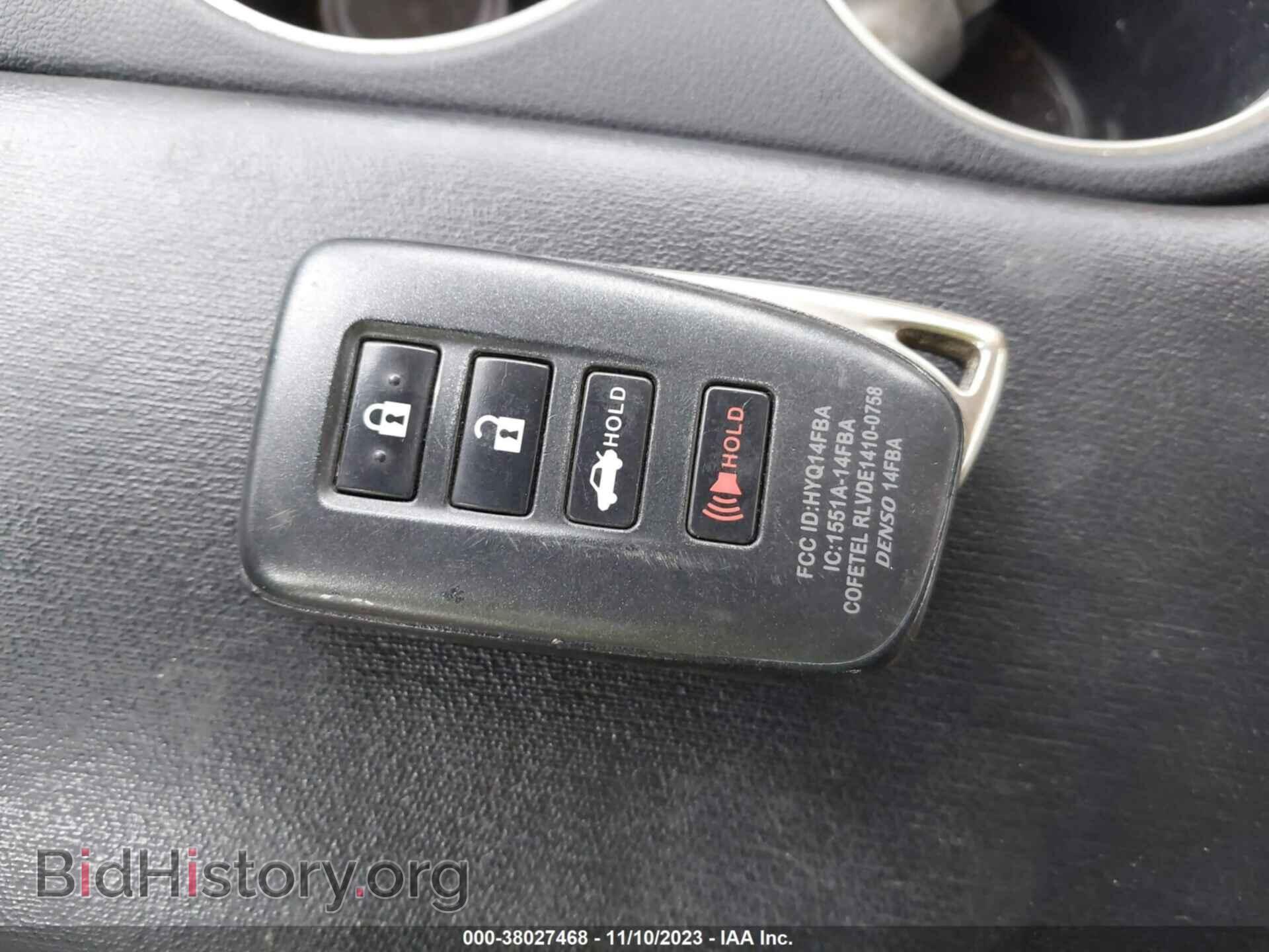 2018 LEXUS IS 300 - VIN: JTHC81D22J5030644 - Фото 11