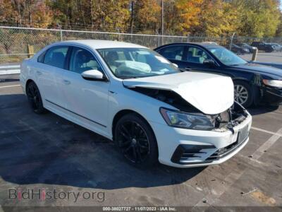 2017 Volkswagen PASSAT 1.8T R-Line, white — VIN 1VWDT7A37HC066482, IAAI