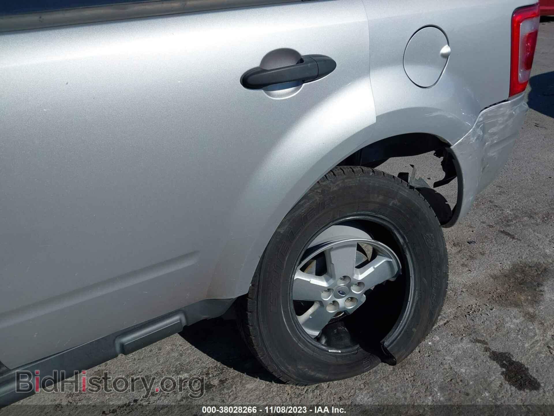 2010 FORD ESCAPE - VIN: 1FMCU0D72AKD30944 - Фото 6