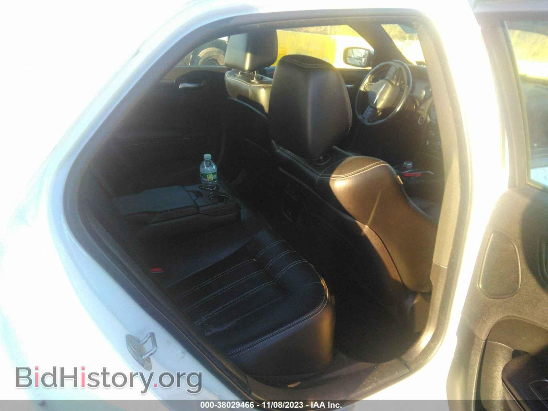 2015 CHRYSLER 300 - VIN: 2C3CCAGG0FH908924 - Photo 8