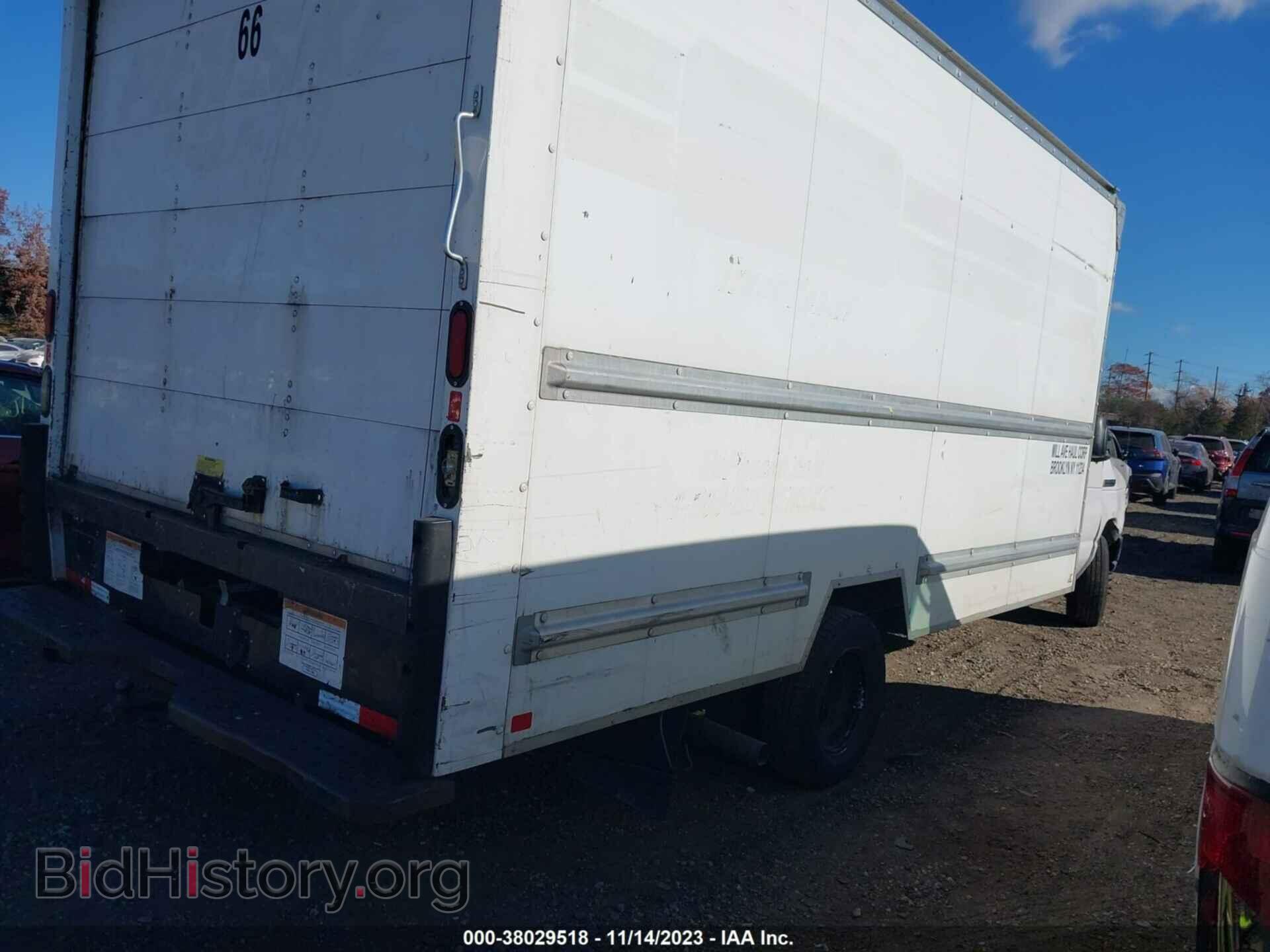 2015 FORD E-350 CUTAWAY - VIN: 1FDWE3FS3FDA21296 - Фото 4