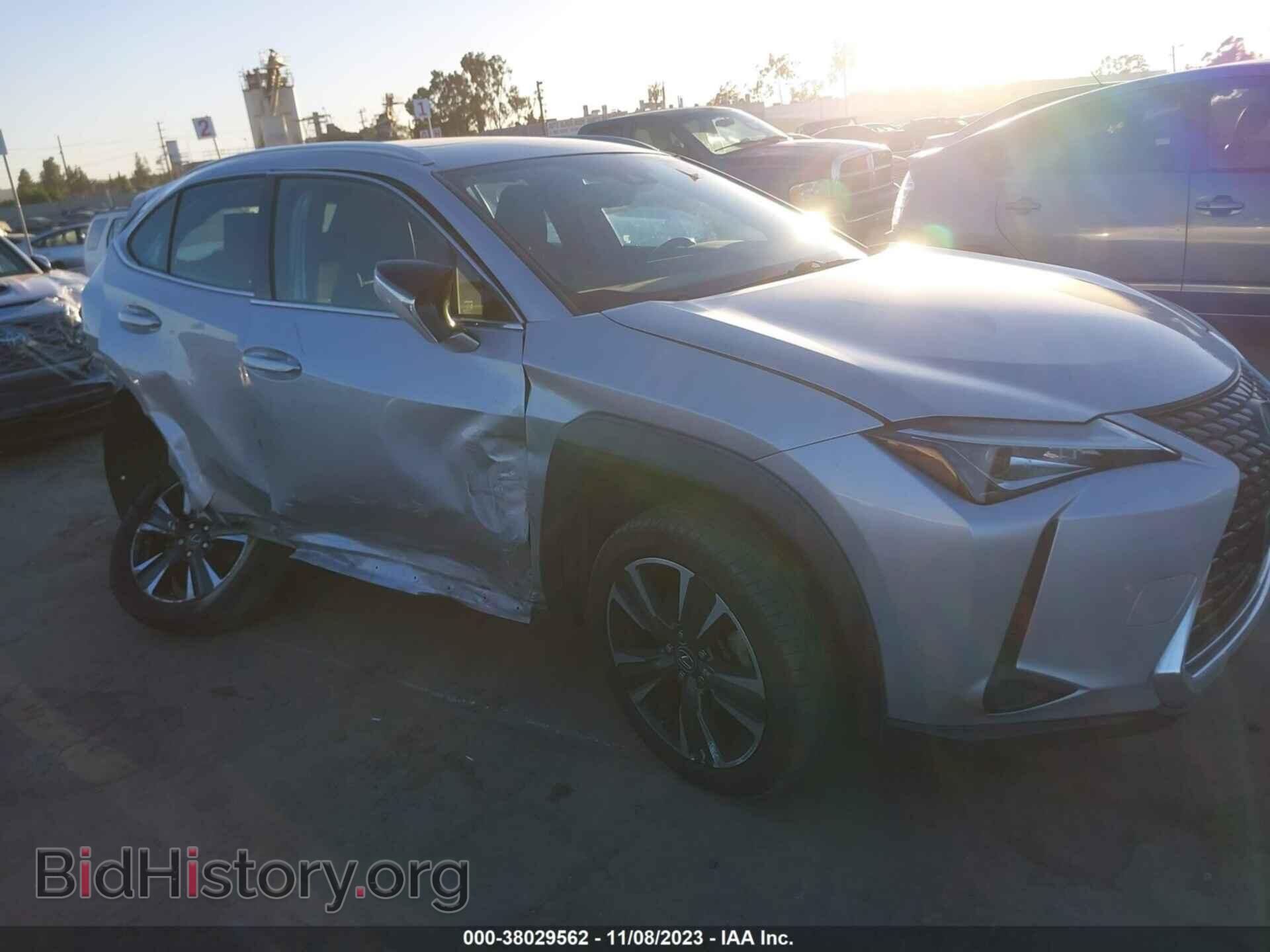 Photo JTHY3JBH6K2015563 - LEXUS UX 200 2019