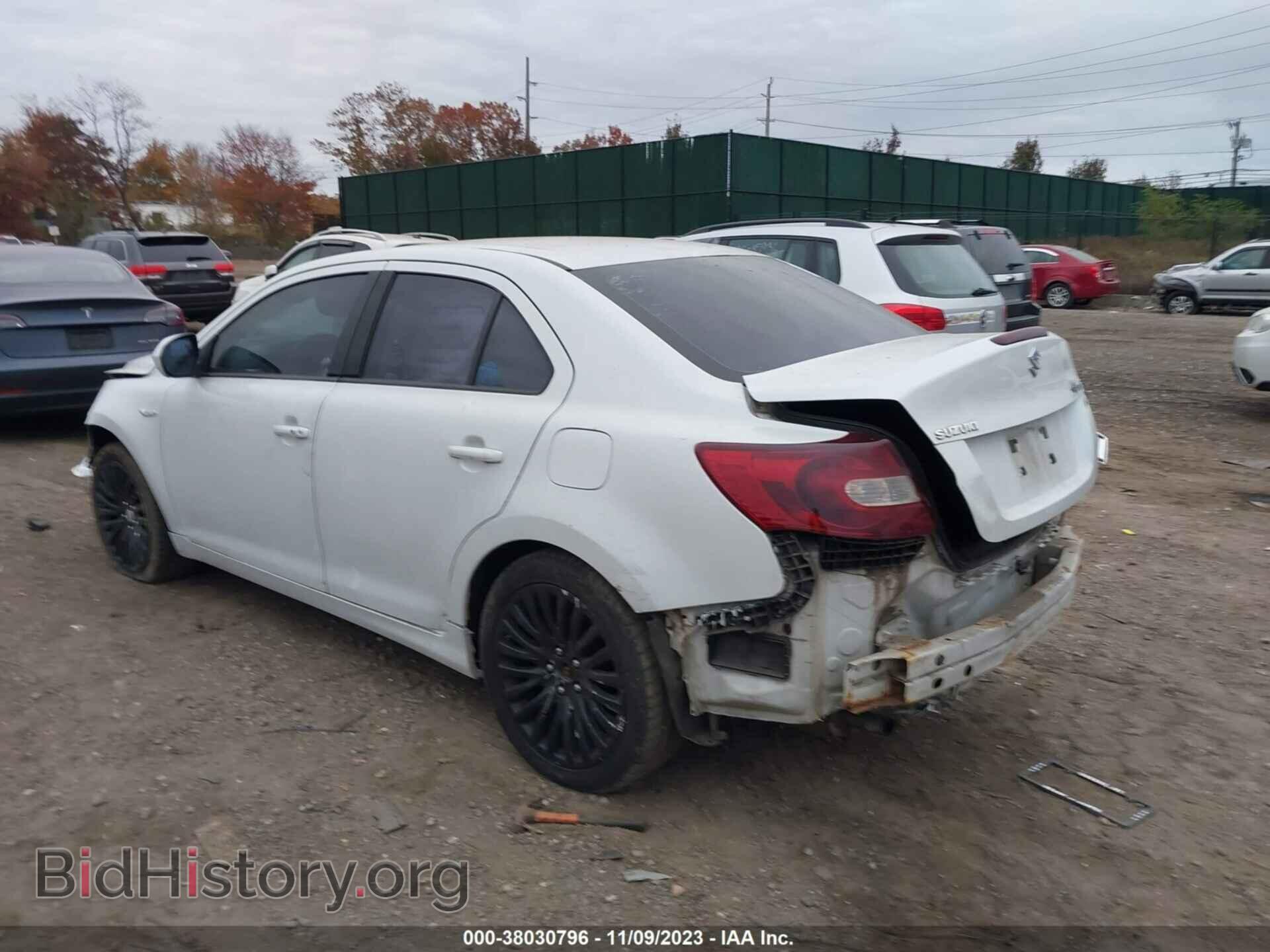 2012 SUZUKI KIZASHI - VIN: JS2RF9A3XC6100147 - Photo 3