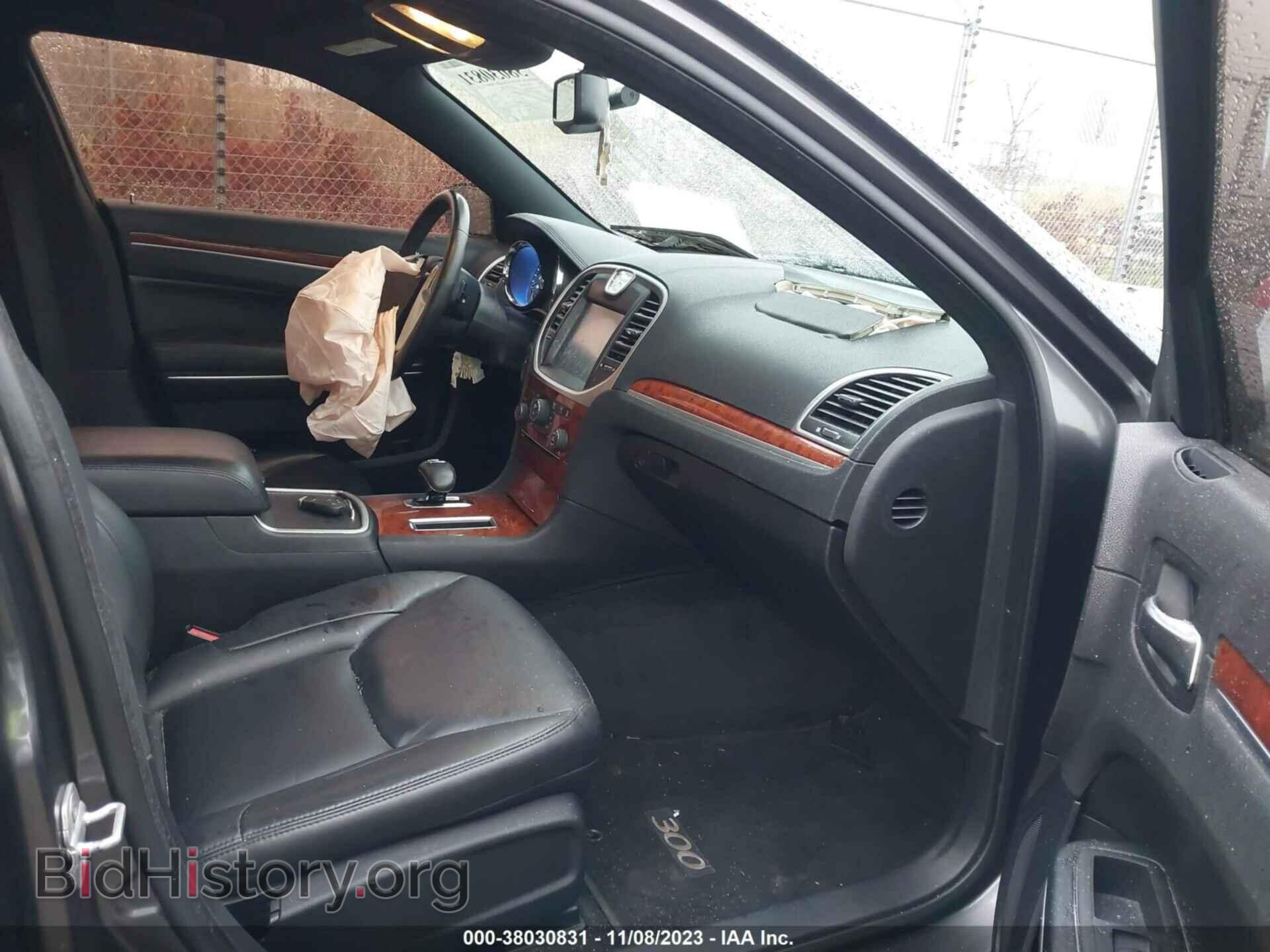2013 CHRYSLER 300 - VIN: 2C3CCAAG9DH630577 - Фото 5