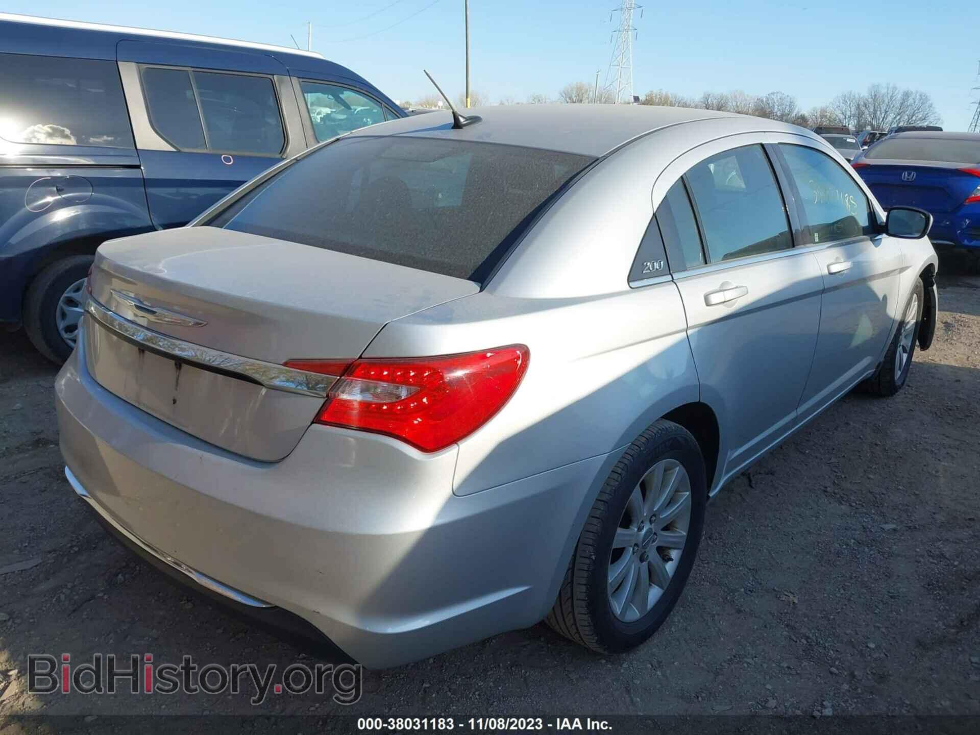 2012 CHRYSLER 200 - VIN: 1C3CCBBB9CN135732 - Photo 4