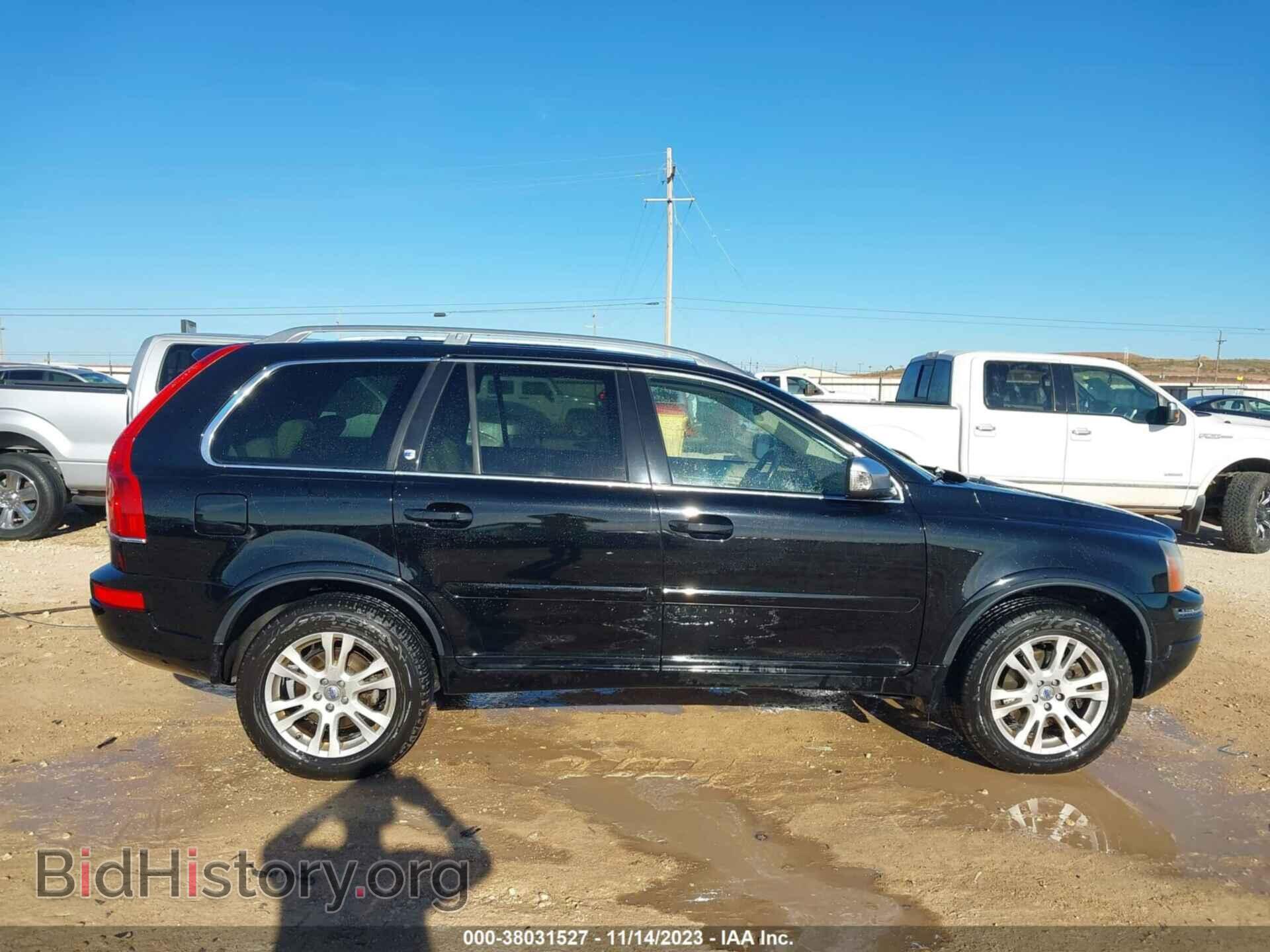 2014 VOLVO XC90 - VIN: YV4952CY4E1691442 - Фото 13