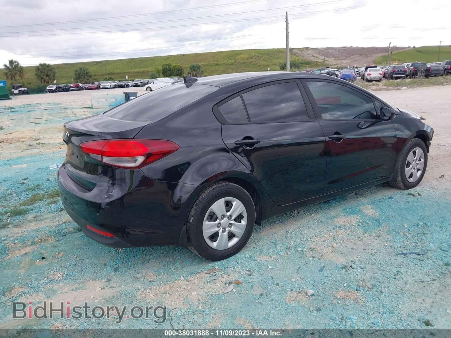 2017 KIA FORTE - VIN: 3KPFK4A73HE126766 - Фото 4