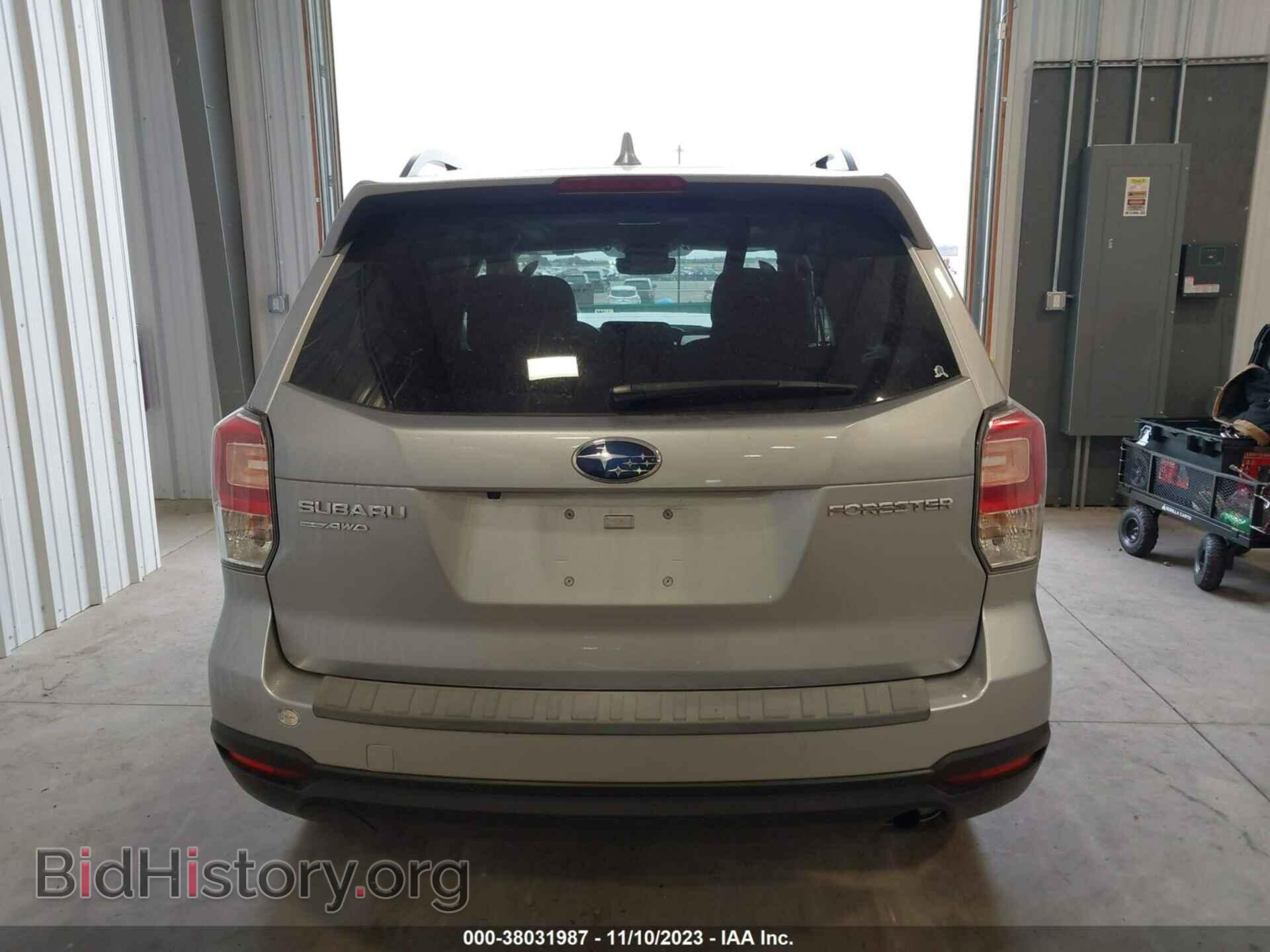 2018 SUBARU FORESTER - VIN: JF2SJAEC4JH420864 - Фото 16