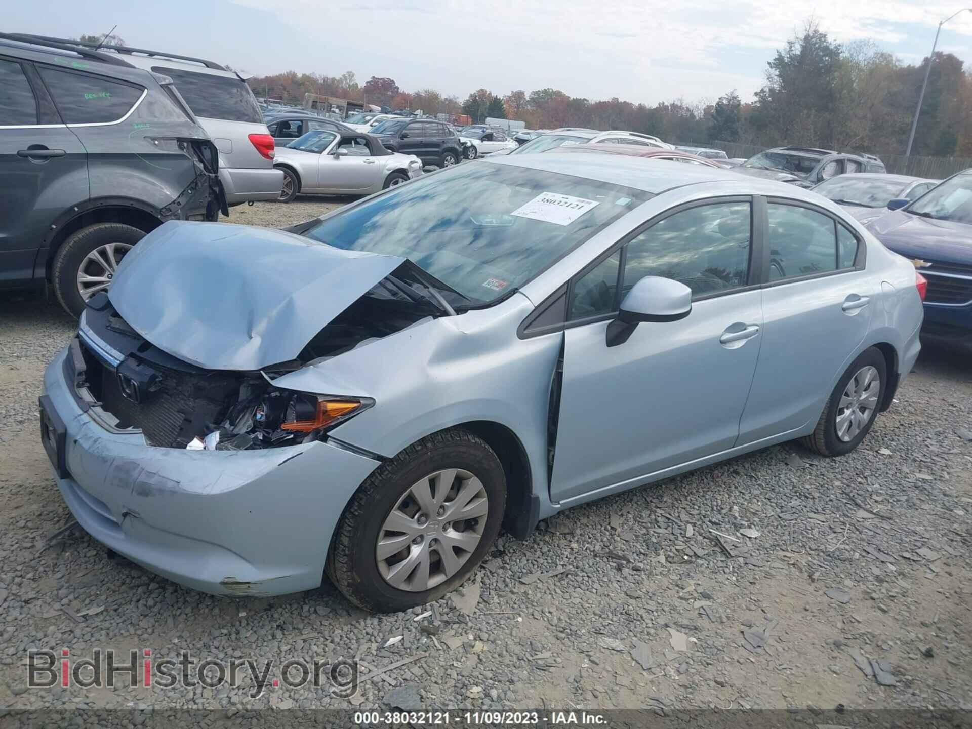 2012 HONDA CIVIC - VIN: 2HGFB2F53CH600399 - Фото 2