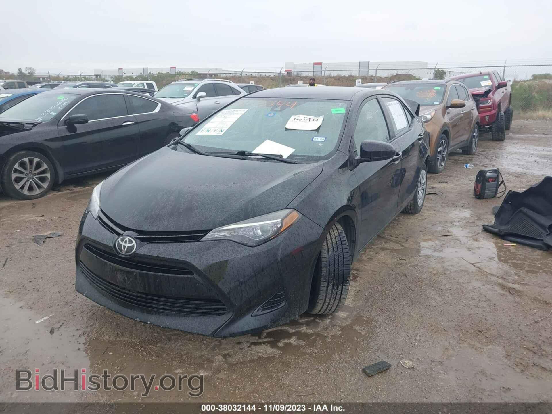 2017 TOYOTA COROLLA - VIN: 2T1BURHE2HC932154 - Photo 2