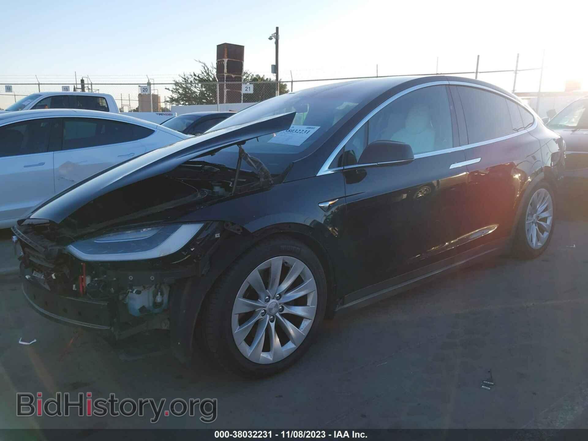 2017 TESLA MODEL X - VIN: 5YJXCBE24HF051350 - Photo 2