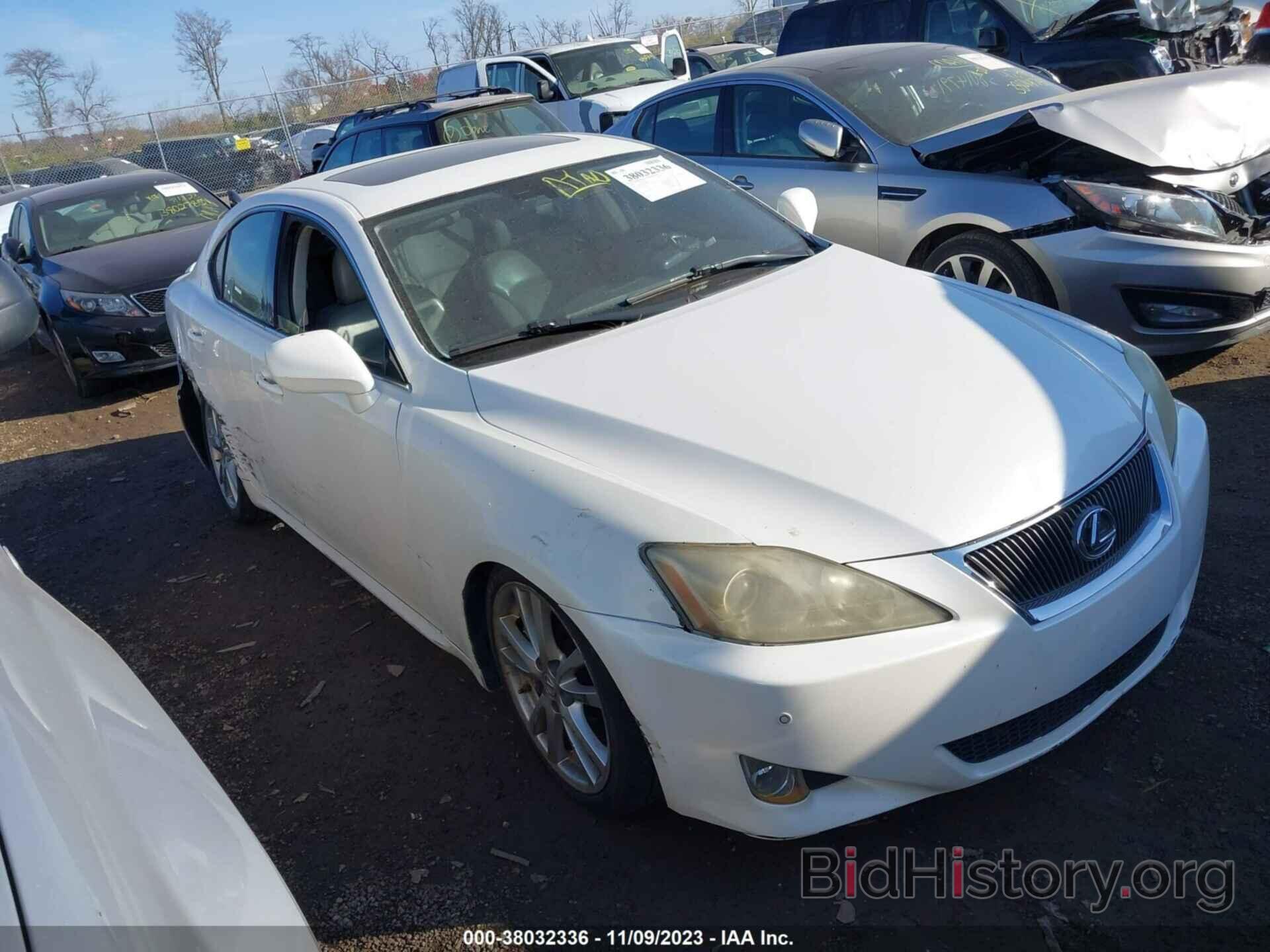 Photo JTHBE262565004814 - LEXUS IS 350 2006