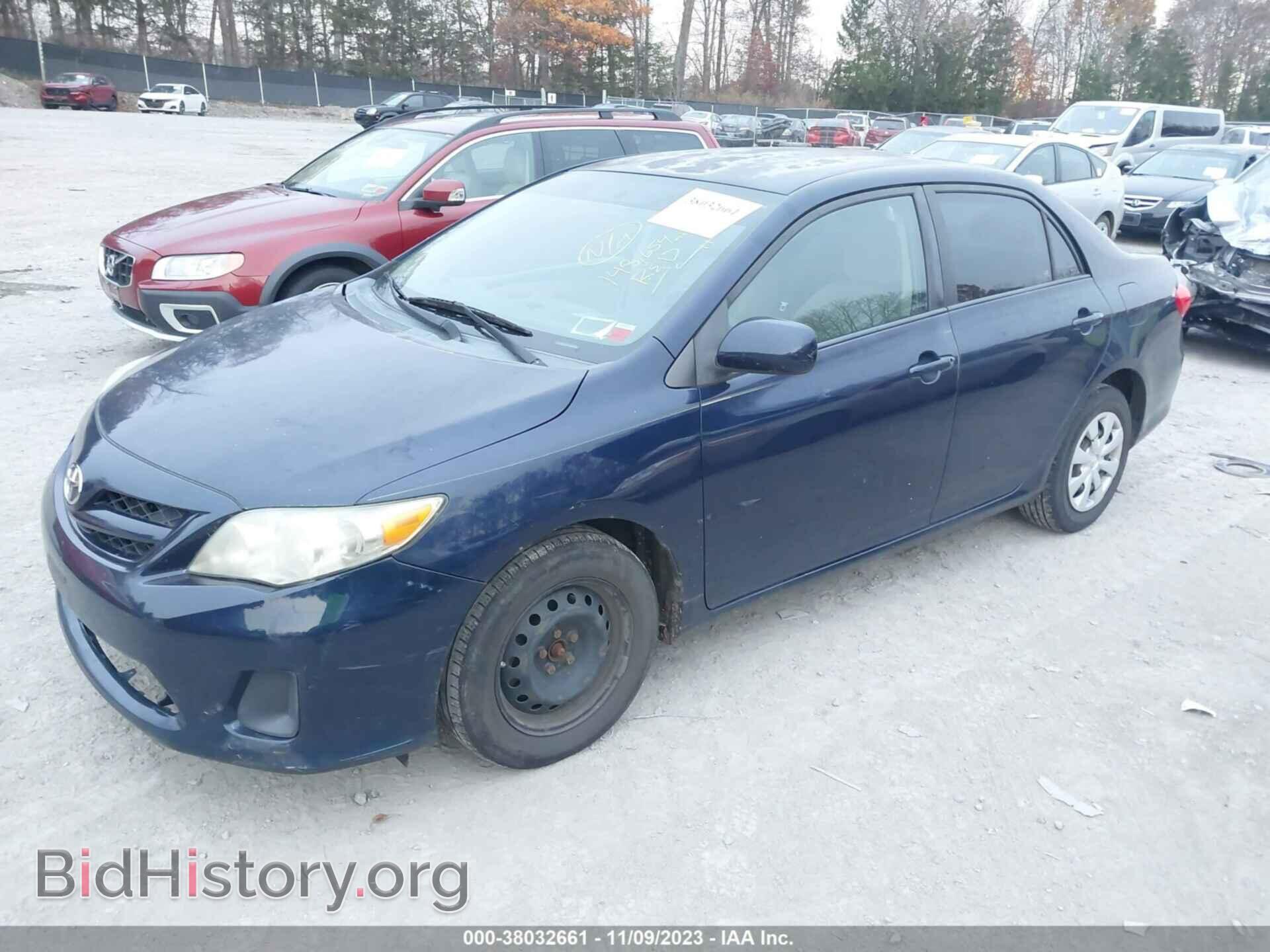 2011 TOYOTA COROLLA - VIN: 2T1BU4EE4BC600702 - Фото 2