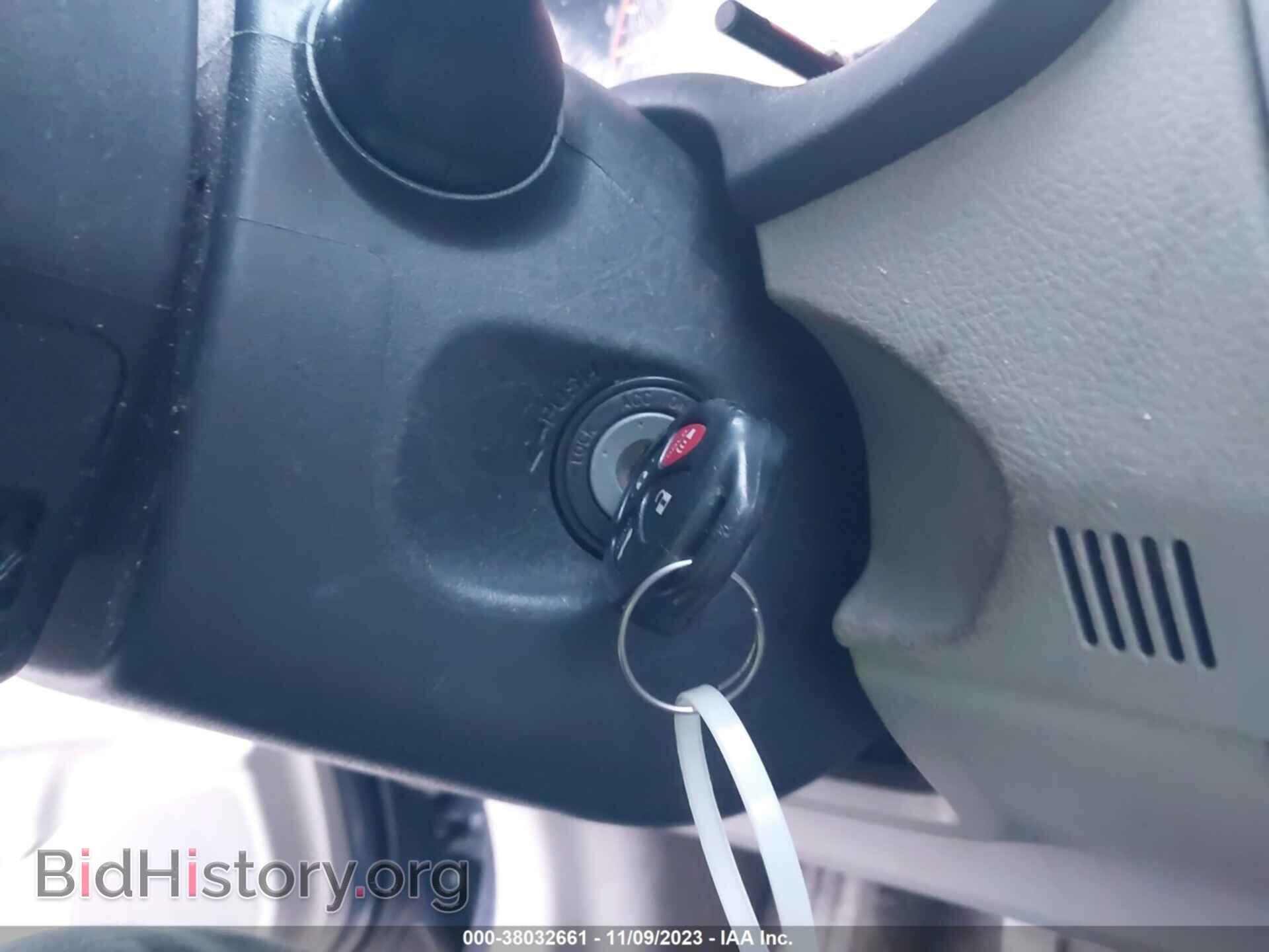 2011 TOYOTA COROLLA - VIN: 2T1BU4EE4BC600702 - Фото 11