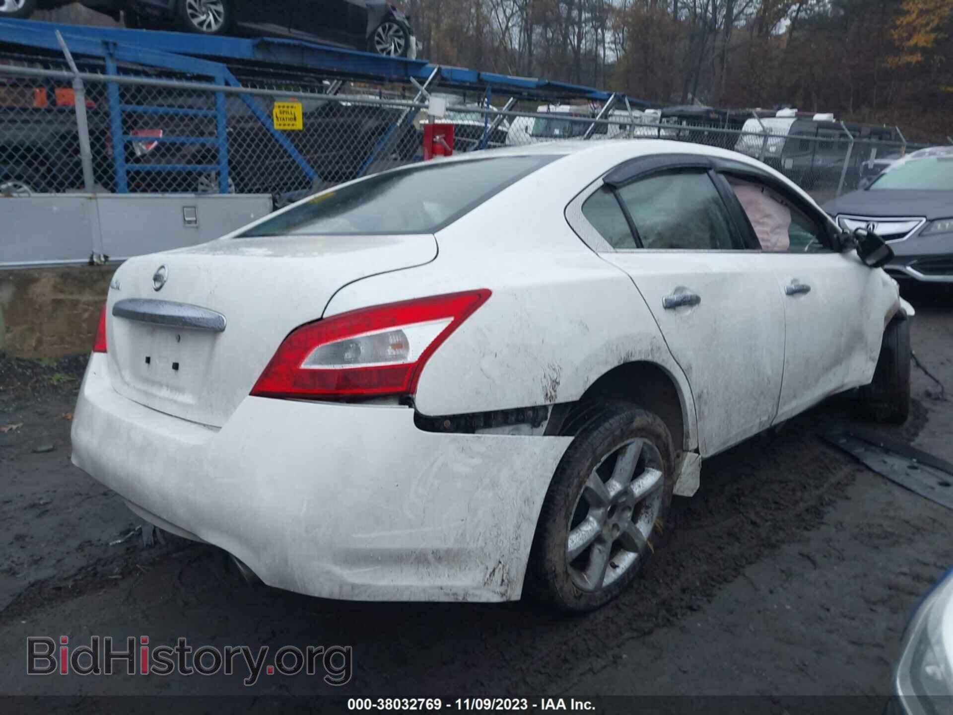 2011 NISSAN MAXIMA - VIN: 1N4AA5AP5BC868982 - Фото 4