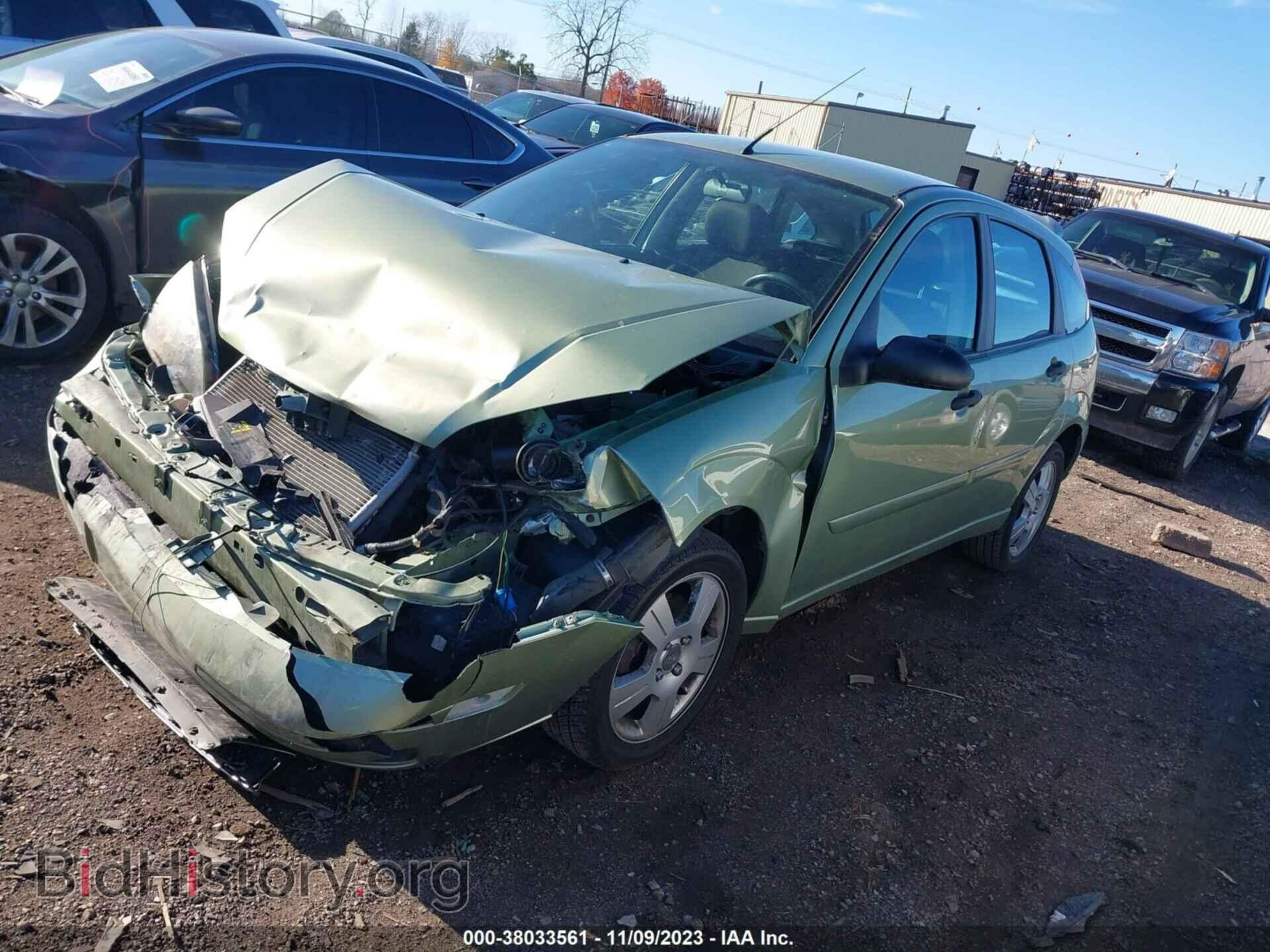 2007 FORD FOCUS - VIN: 1FAHP37NX7W211642 - Фото 2