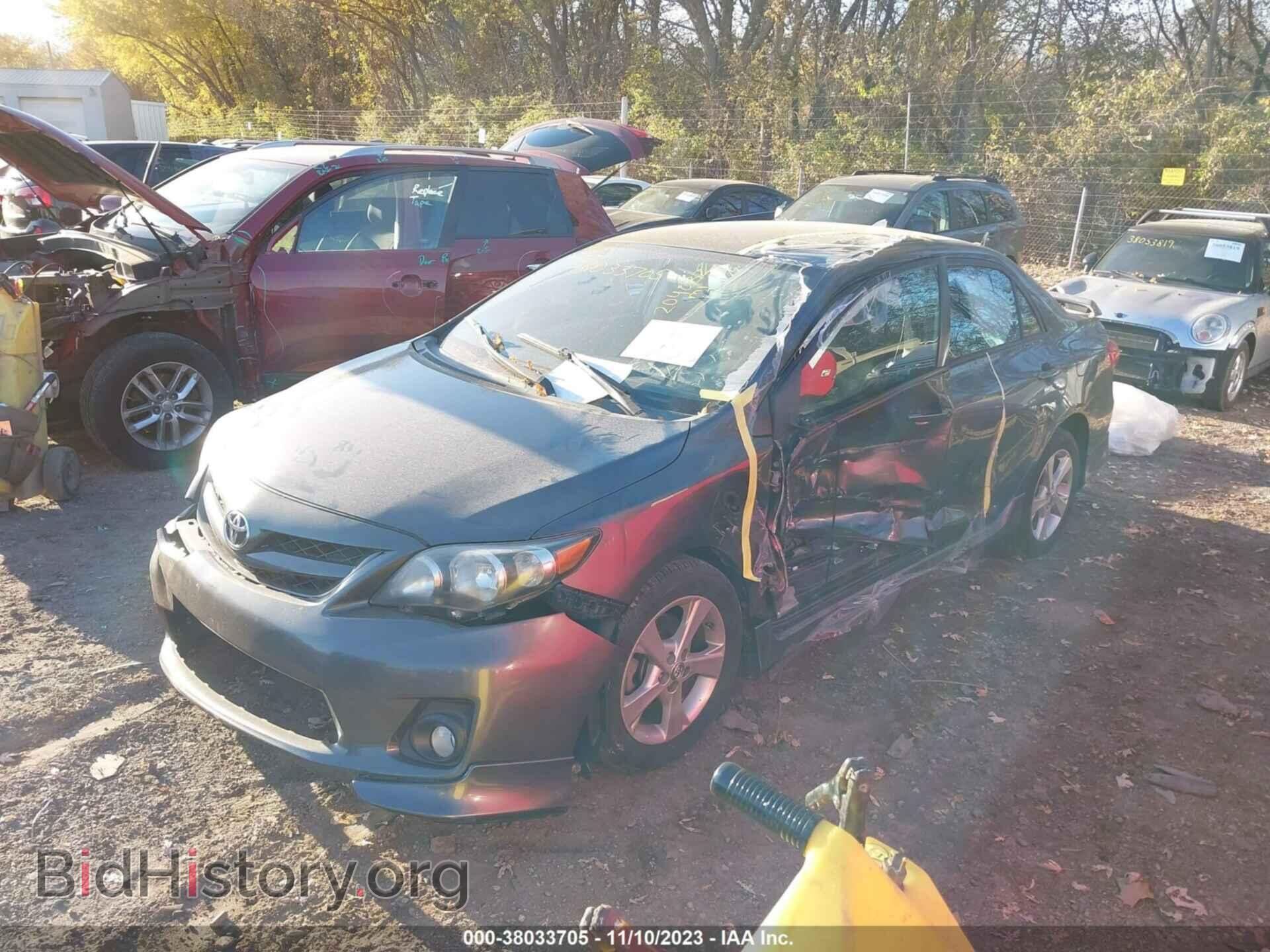 2011 TOYOTA COROLLA - VIN: 2T1BU4EE8BC727064 - Фото 2